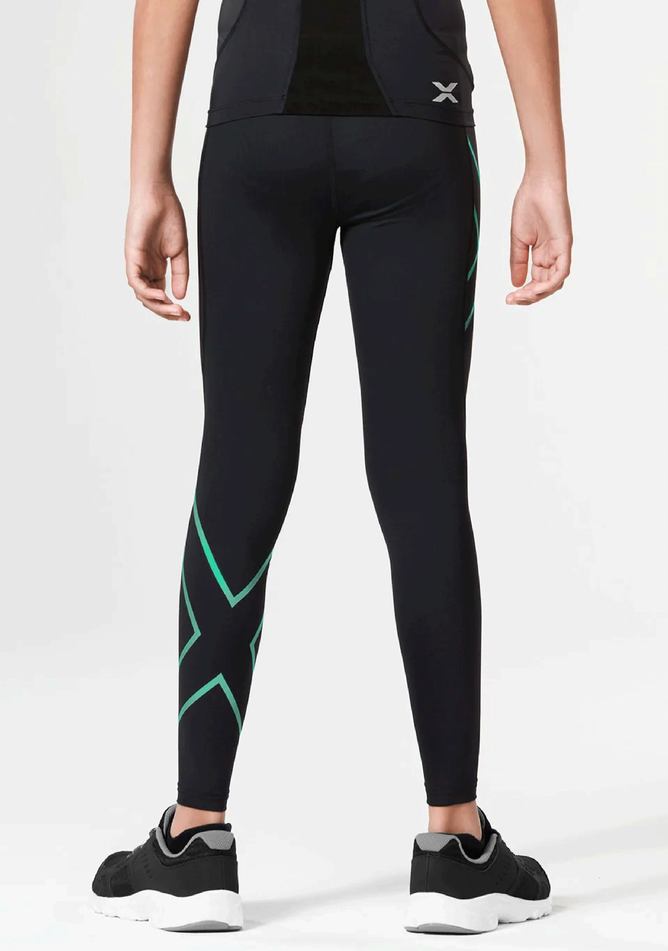 2XU Junior Core Girls Compression Tight - High-Performance Youth Athletic Leggings for Running, Training & Sports - Perfect for Gym, Yoga & Active Play