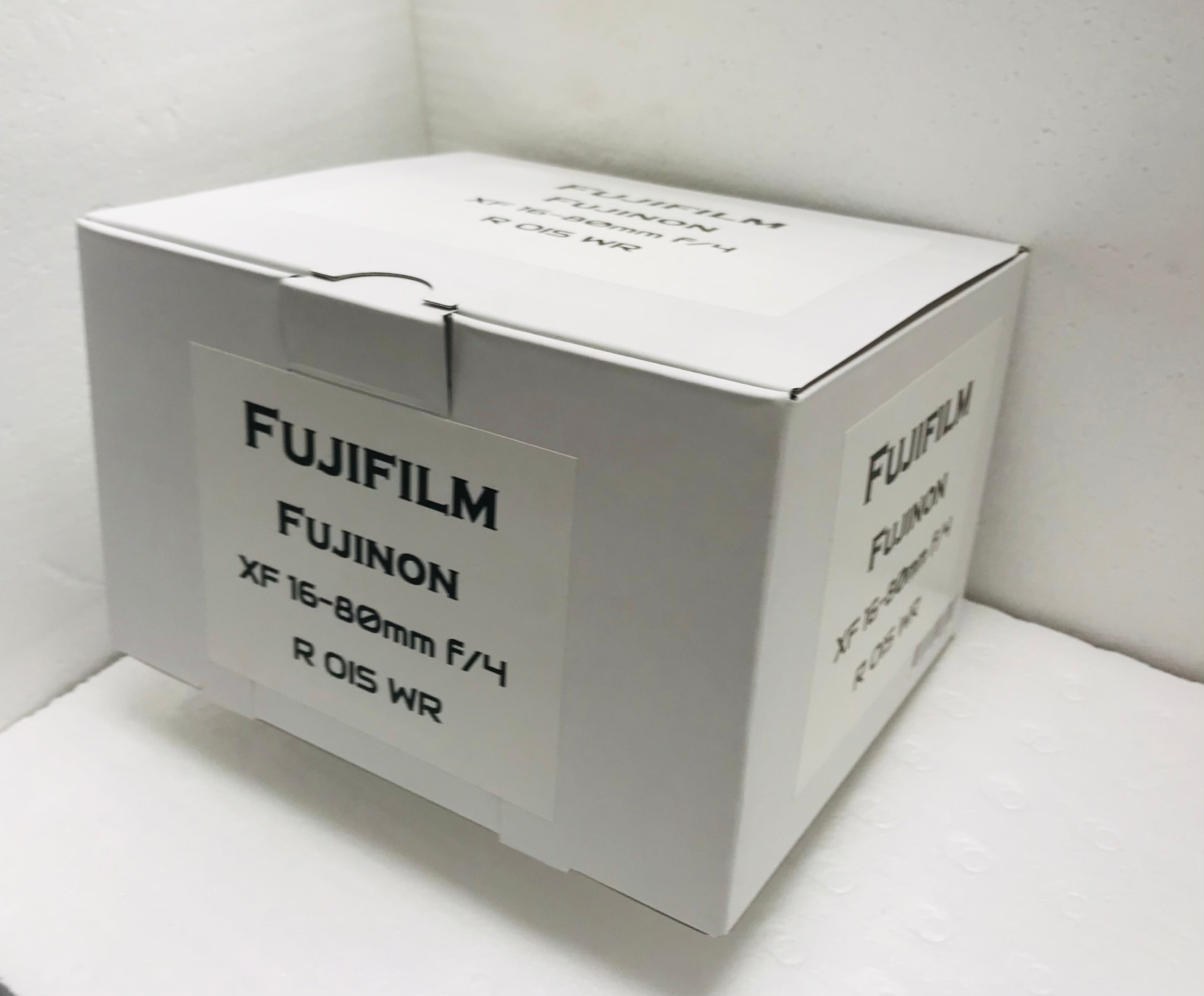 FUJIFILM XF 16-80mm f/4 R OIS WR Lens - Weather Resistant Zoom Lens for Fujifilm X-Mount Cameras | Perfect for Travel, Landscape & Portrait Photography (Open Box)