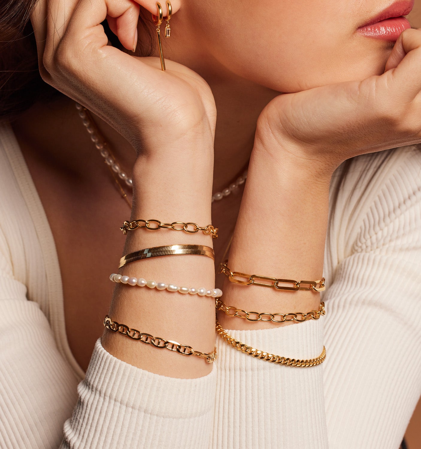 Stylish Cable Chain Bracelet for Women - Trendy Gold & Silver Jewelry Gift for Her - Perfect for Everyday Wear, Parties & Special Occasions