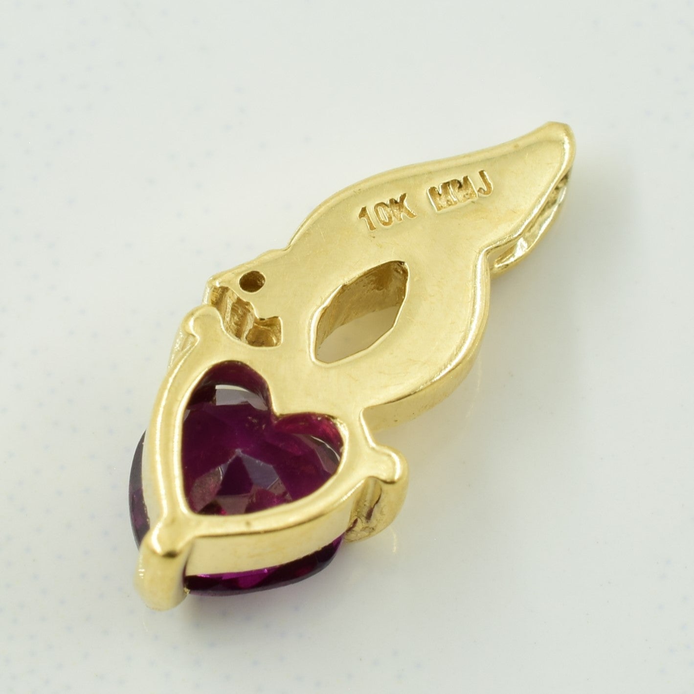 Heart Cut Garnet & Diamond Pendant Necklace - 0.60ct Garnet & 0.005ct Diamond Jewelry for Women - Perfect for Valentine's Day, Anniversary & Romantic Gifts