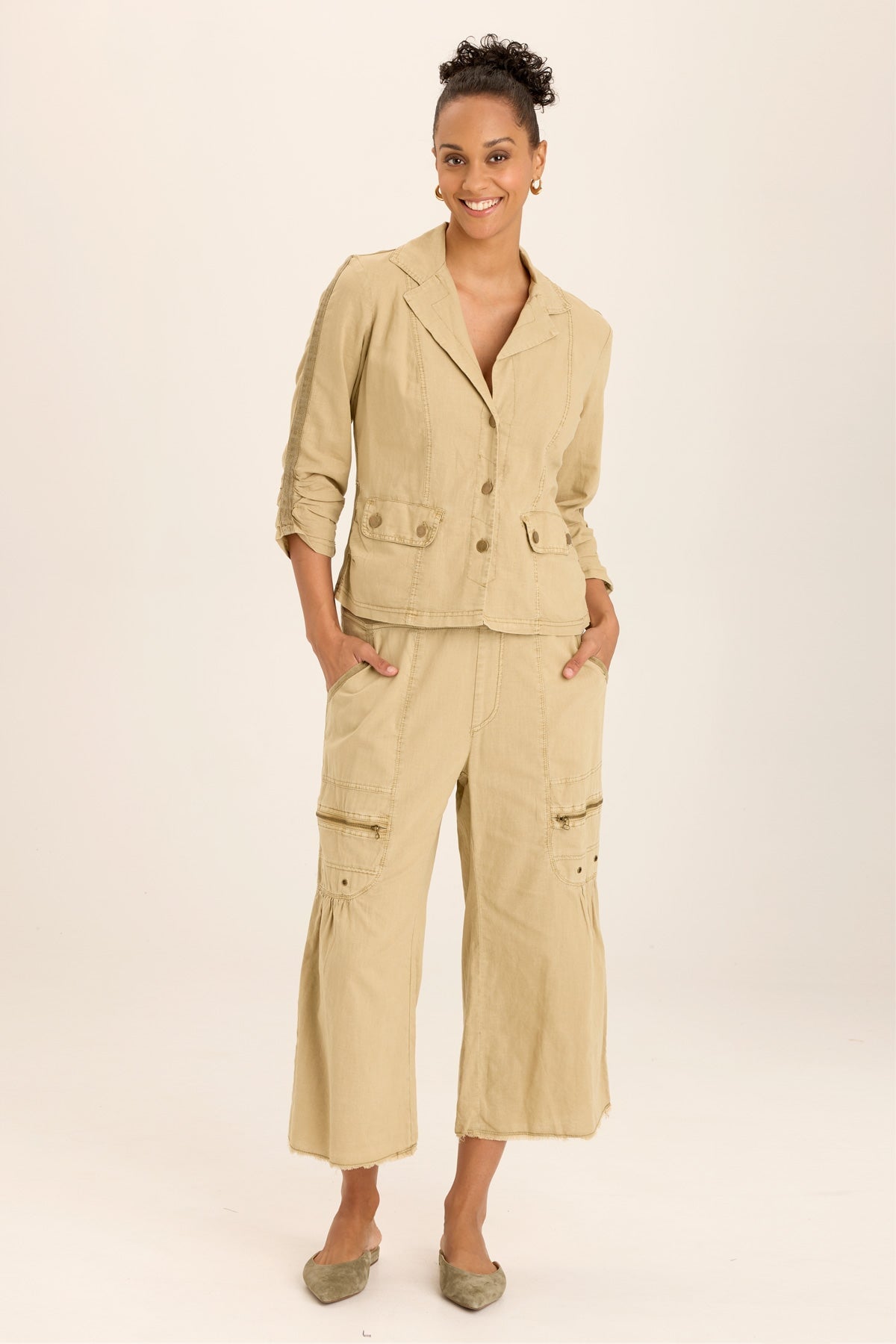 Stylish Linen Stretch Blazer with 4 Pockets & Shirred Detail - Perfect for Office Wear, Business Meetings & Casual Outfits