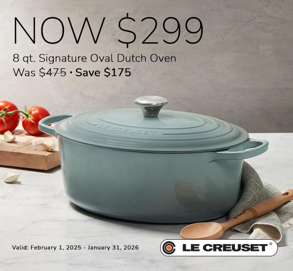Le Creuset Enameled Cast Iron Signature Oval Dutch Oven 8 Quart - Artichaut Green | Premium Cookware for Braising, Roasting & Baking | Perfect for Family Dinners & Holiday Feasts