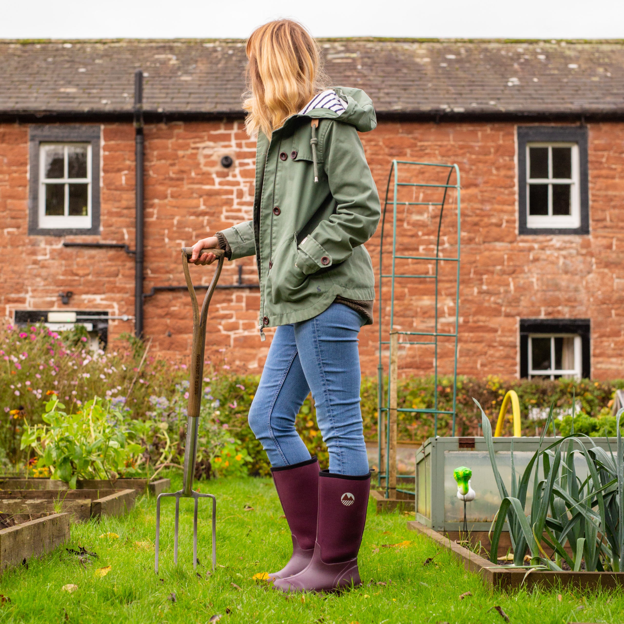 Women's Waterproof Neoprene Wellington Boots - Comfortable Rain Boots for Women - Perfect for Gardening, Hiking & Outdoor Activities