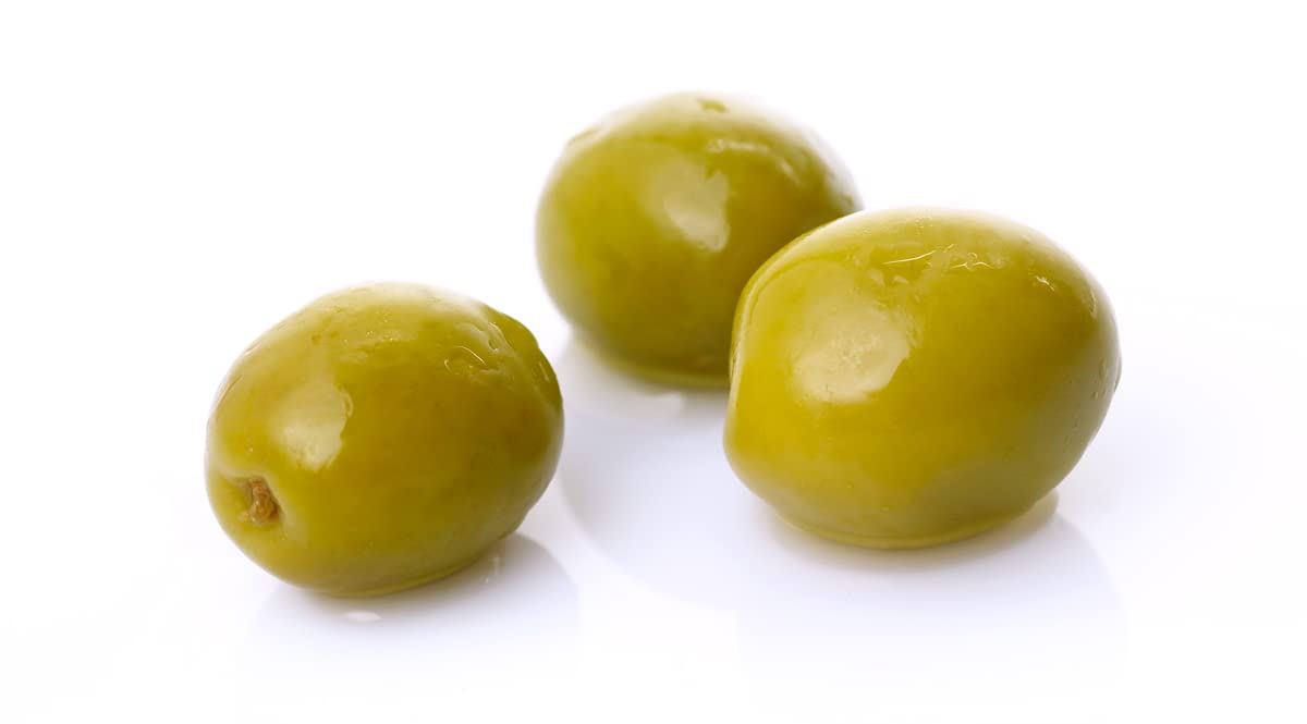 Pack of 4 Green Olives in Vacuum Bag | Marinated in Savory Lemon Juice & Extra Virgin Olive Oil | Freshly Sealed 4X200g | Perfect for Charcuterie Boards, Salads & Mediterranean Recipes