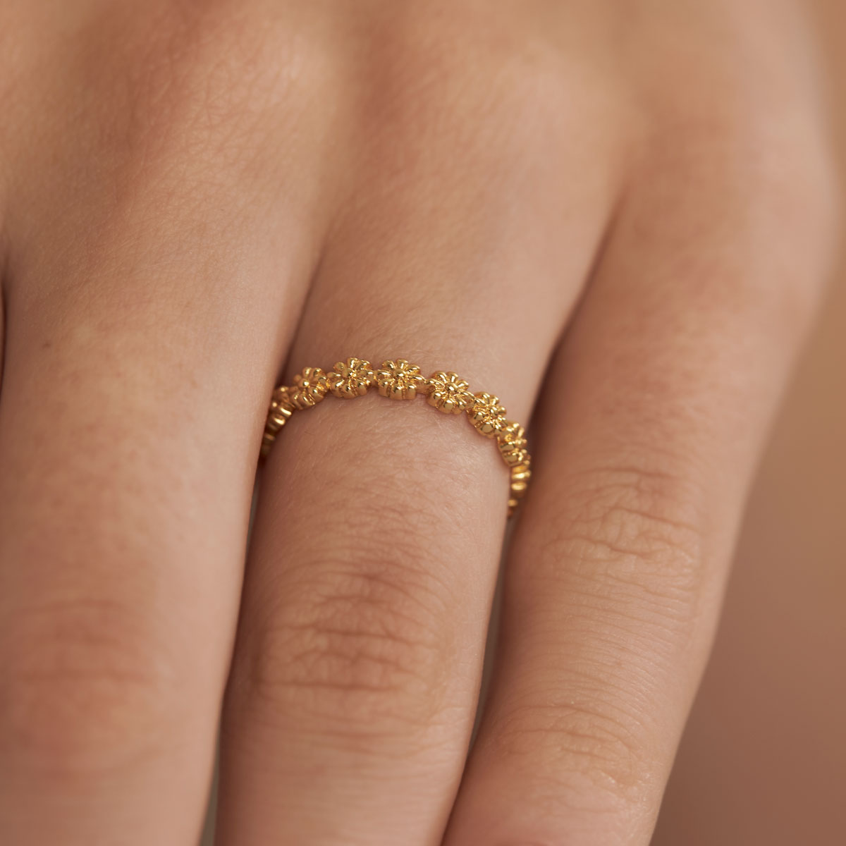 Dainty Wild Flower Ring - 14K Gold Plated Floral Jewelry for Women, Elegant Gift for Her - Perfect for Weddings, Parties & Everyday Wear