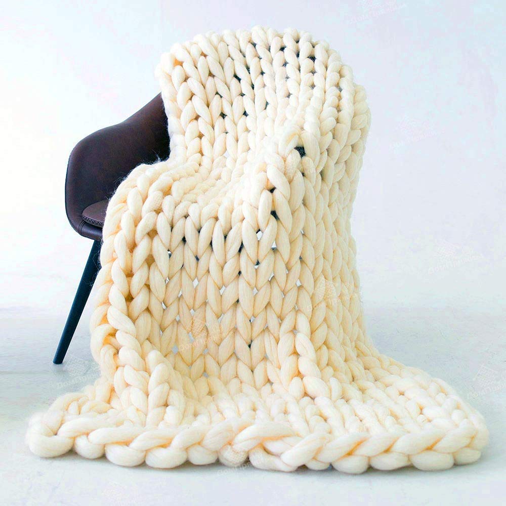 YUKTOPA Chunky Knit Throw Blanket - Handmade Bulky Knitting Yarn Blanket - Super Large 230x230cm (90x90in) - Ivory White - Cozy Bedroom Decor, Sofa Throw, Chair Cover, Pet Mat & Yoga Blanket - Perfect for Living Room, Nursery & Winter Warmth