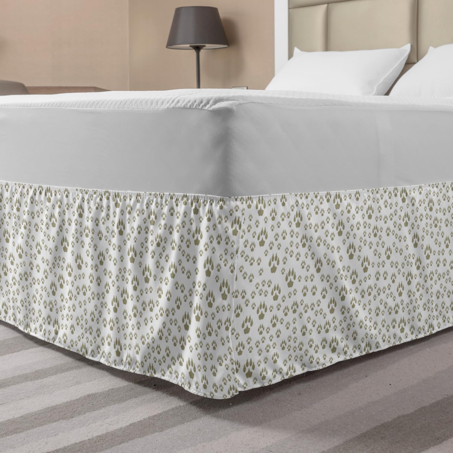 Ambesonne Animal Print Bed Skirt - Wildlife Paw Prints Pet Friendly Design with Elastic Wrap Around for Queen Size Beds - White & Dark Eggshell Bedroom Decor for Cozy Home Styling