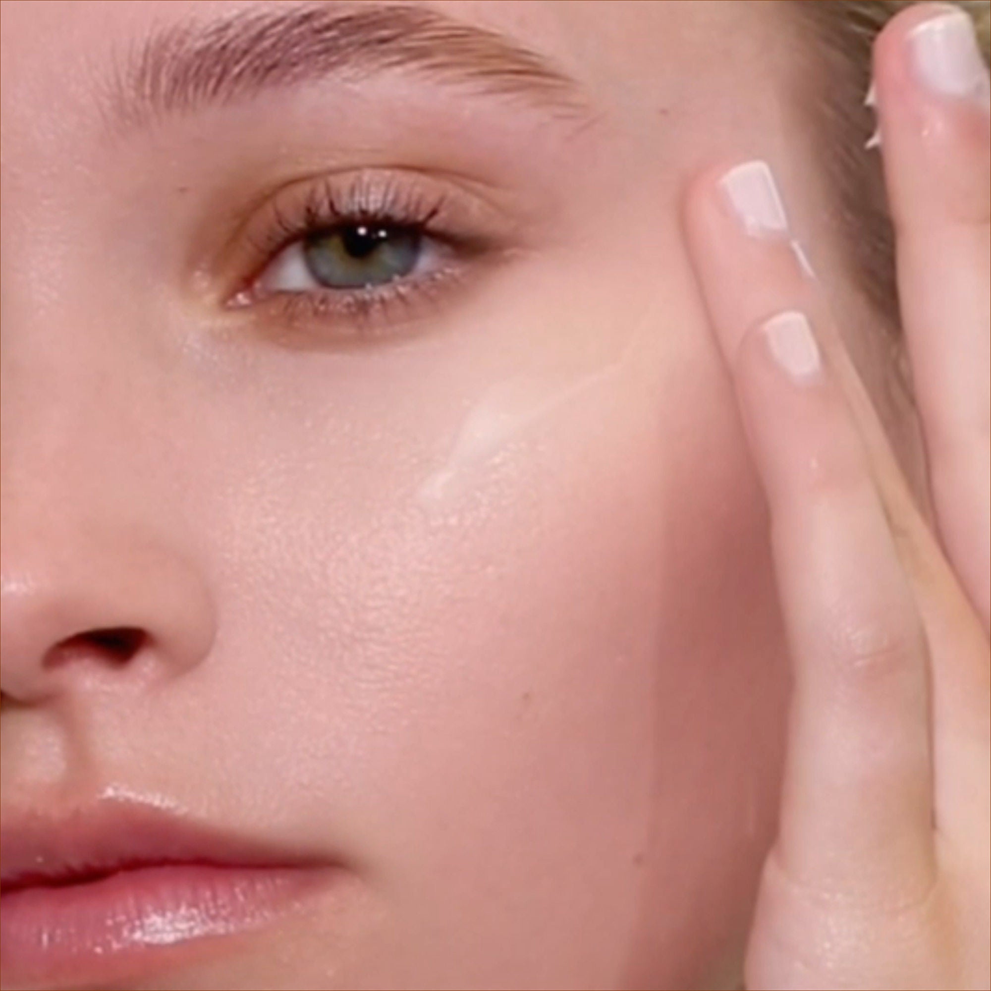 Best Brightening Serum for Glowing Skin - Vitamin C Face Serum for Dark Spots & Hyperpigmentation - Perfect for Day & Night Skincare Routine