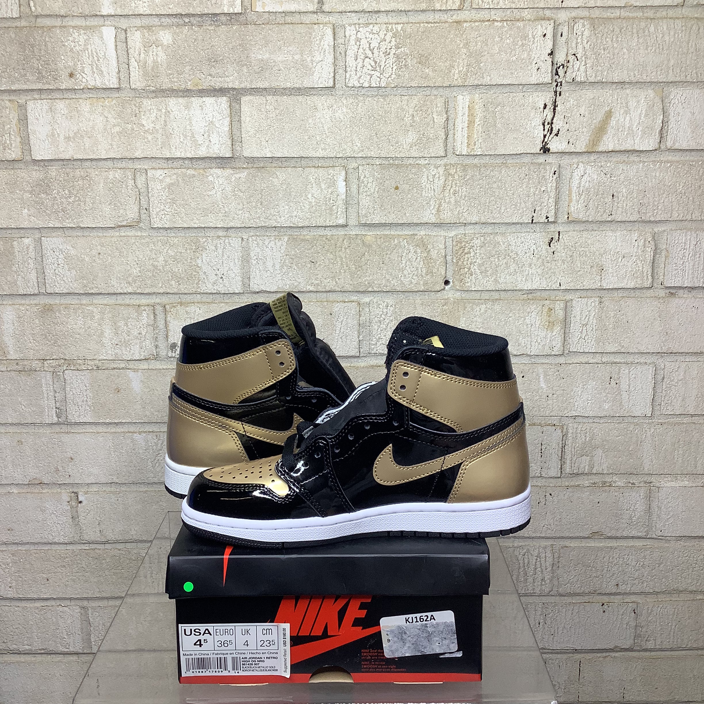 AIR JORDAN 1 Retro High OG 
