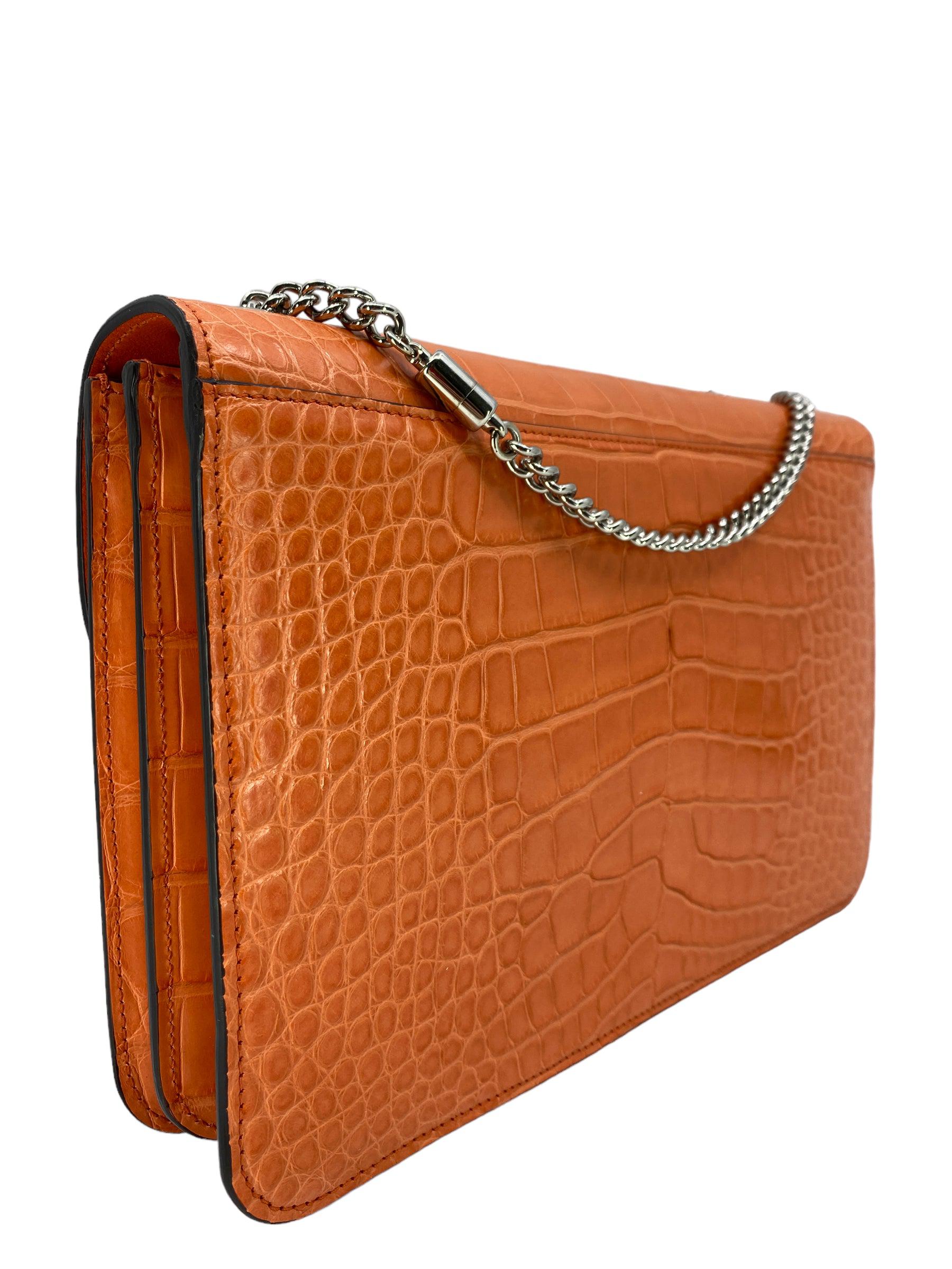 Gucci Coral Crocodile Interlocking GG Shoulder Bag for Women - Luxury Designer Handbag for Parties, Work & Evening Events | Fashionable Crossbody Purse with Gold Hardware