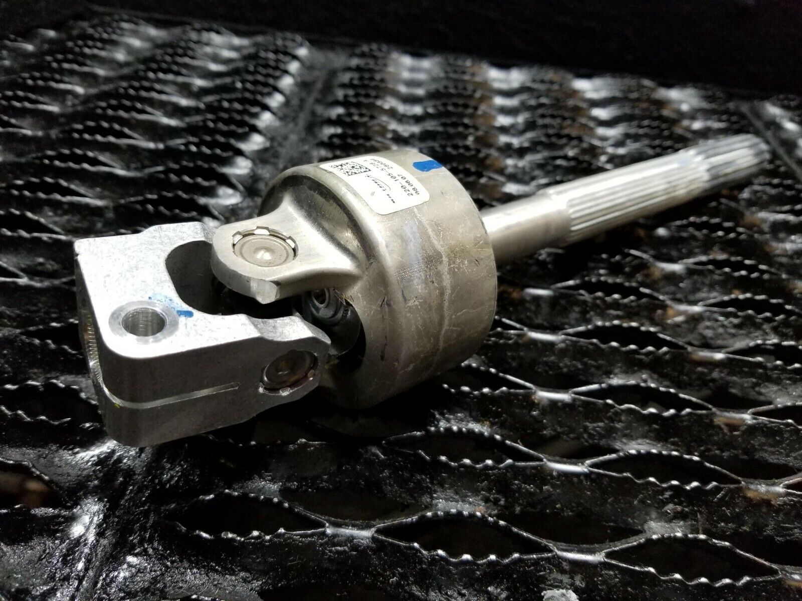 2006-2010 BMW 650i E63 OEM Steering Column Lower Shaft Replacement Part - Perfect for DIY Car Repairs & Maintenance