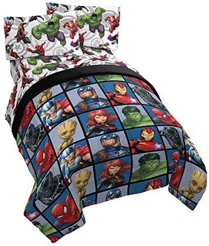 Jay Franco Marvel Avengers Team 5-Piece Full Bedding Set - Super Soft Fade-Resistant Polyester Comforter & Sheet Set (Official Licensed Marvel Product) - Perfect for Kids' Bedrooms, Dorm Rooms & Superhero Themed Decor