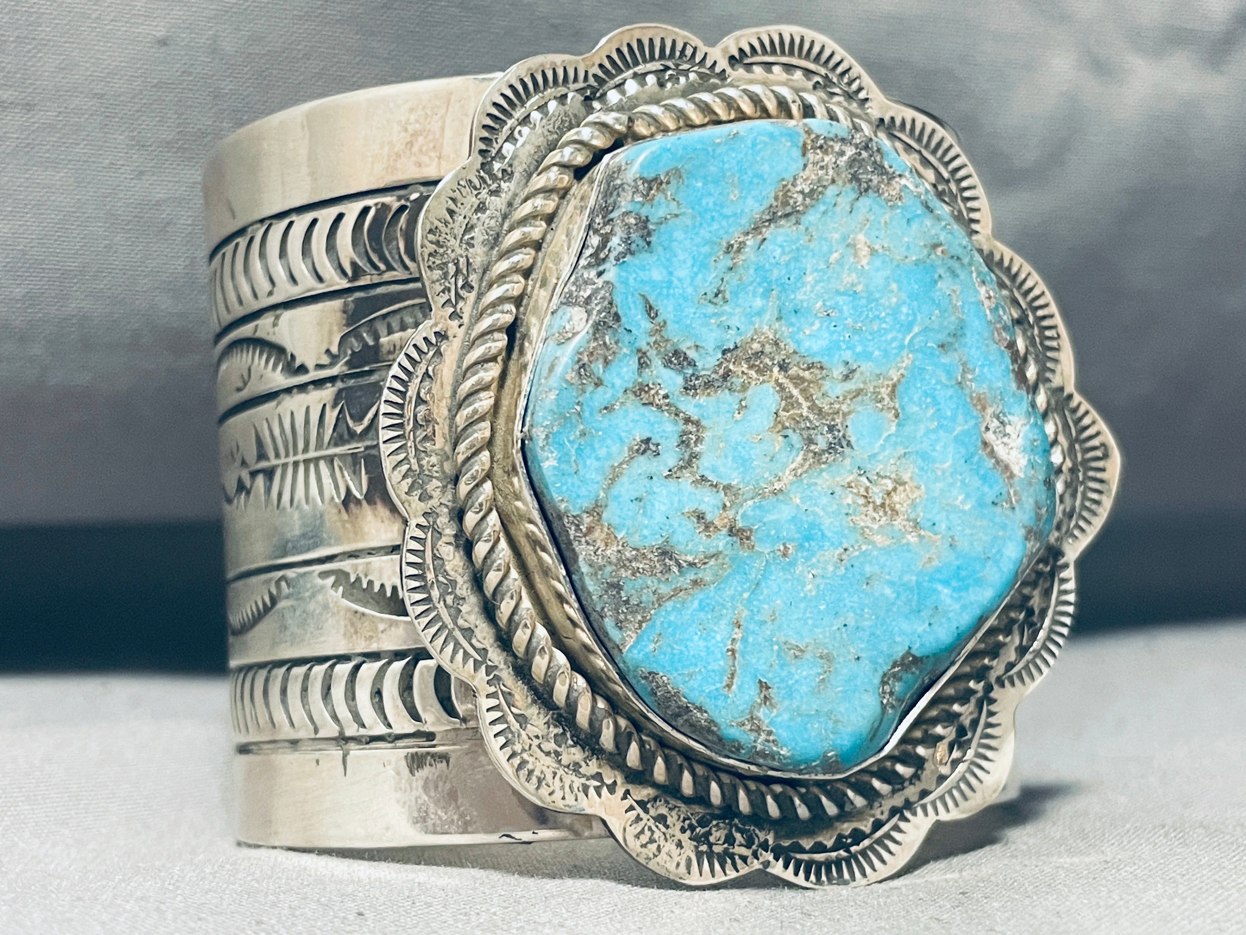 179 Grams Heavy Native American Navajo Turquoise Sterling Silver Bracelet Cuff