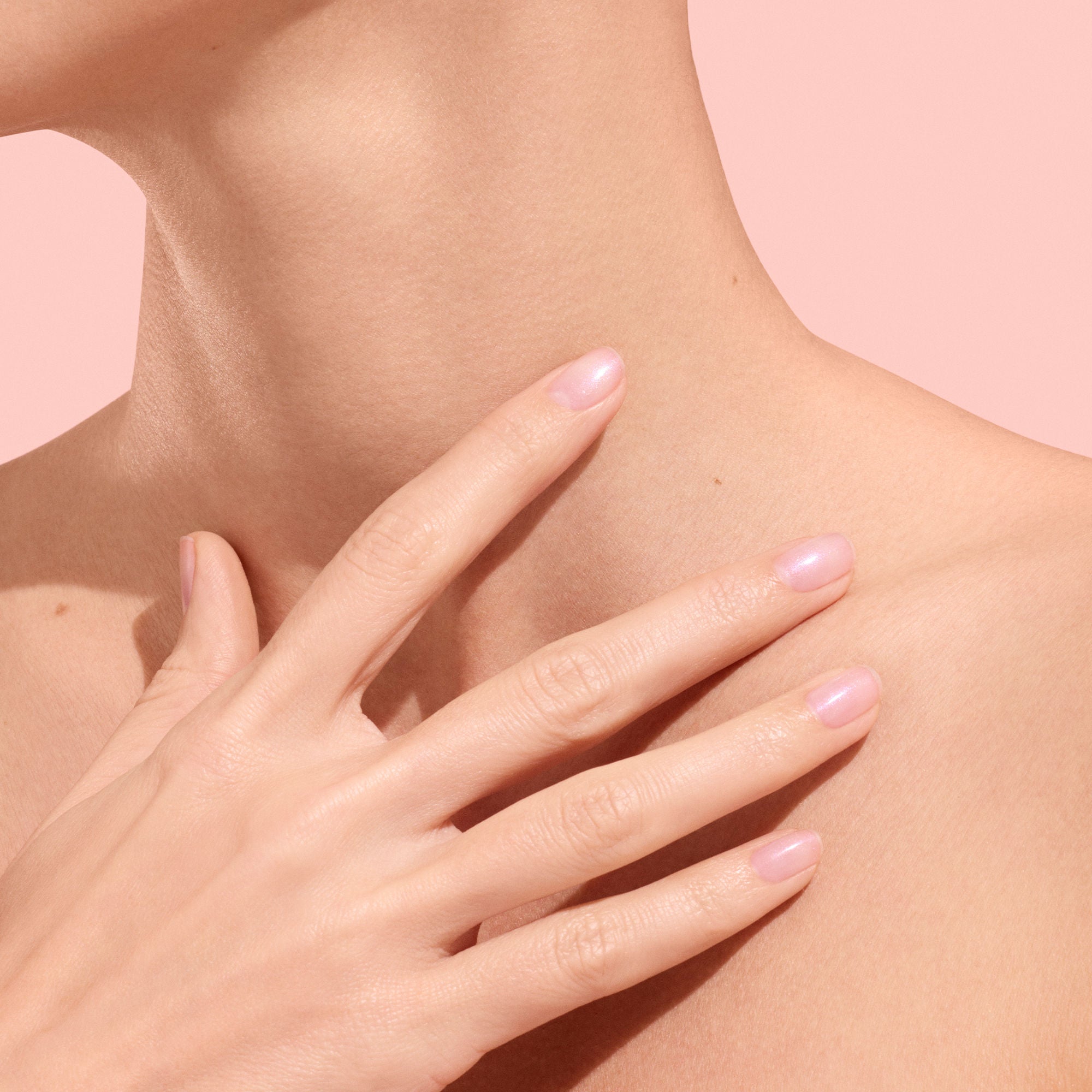 Manucurist Active Plump Hydrating Nail Treatment - Vegan & Cruelty-Free Nail Care for Stronger, Healthier Nails | Perfect for At-Home Manicures & Nail Repair