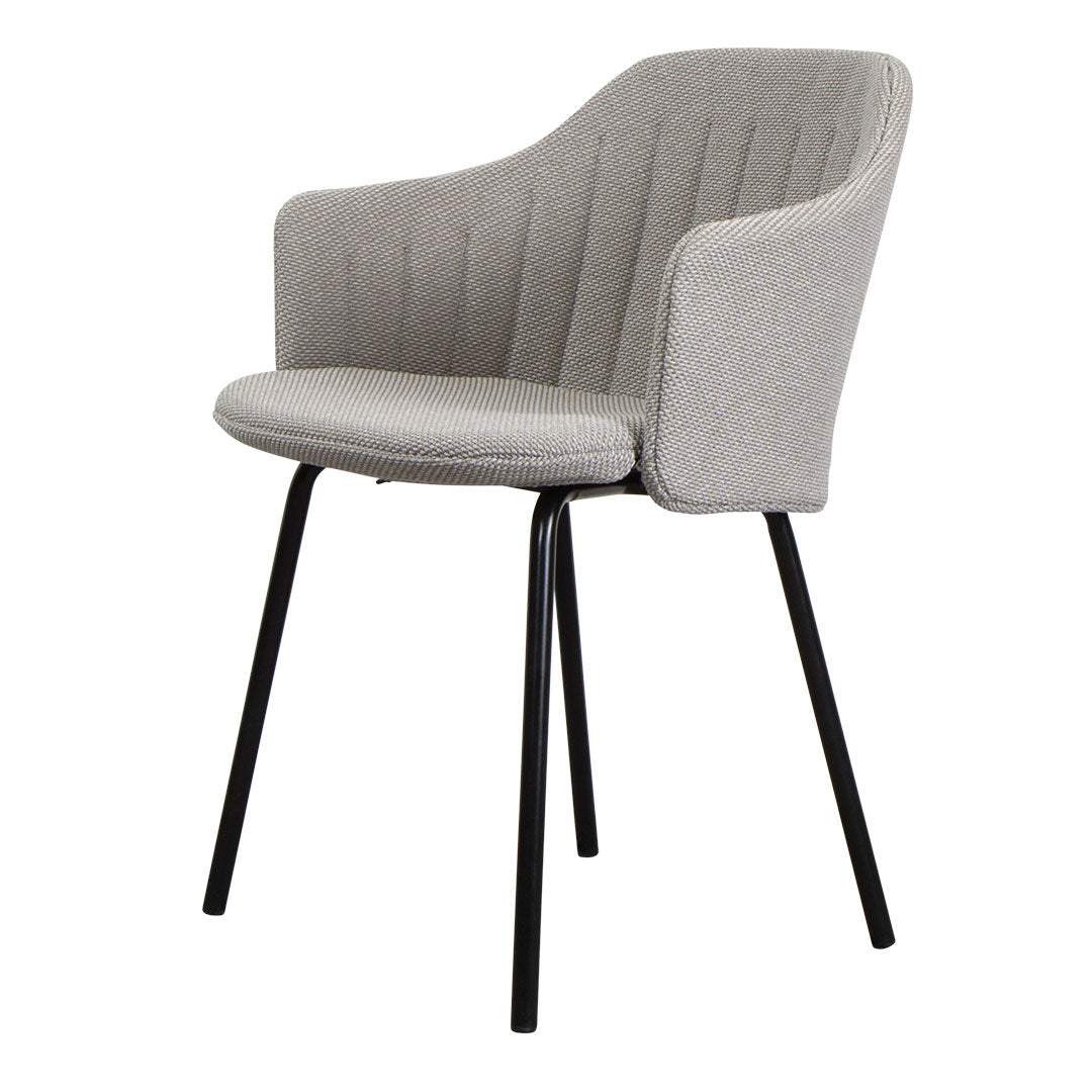 Premium Outdoor Lounge Chair with 4 Sturdy Legs & Comfortable Back/Seat Cushions - Perfect for Patio, Garden, Poolside Relaxation