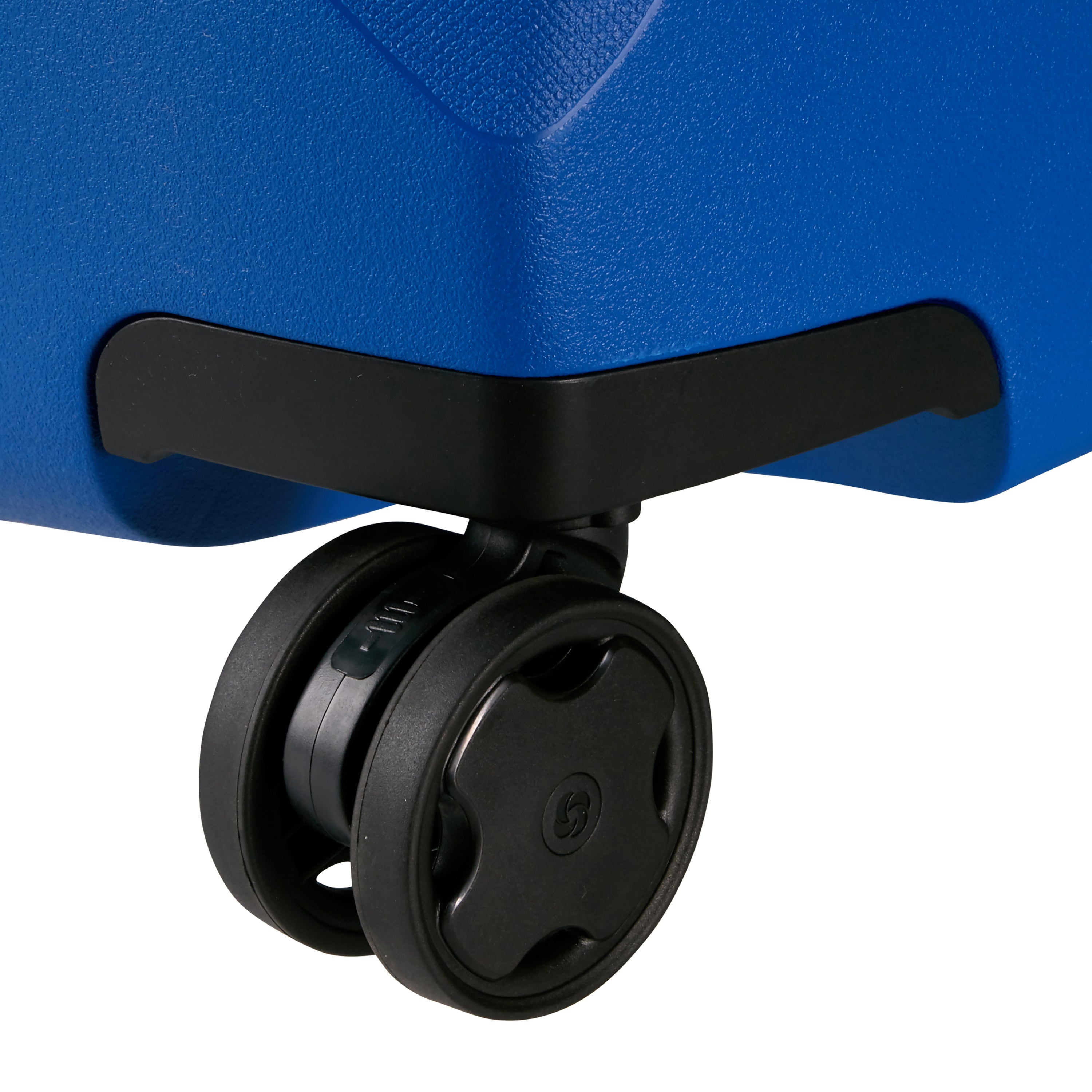 Samsonite Essens Spinner Medium Luggage - 28