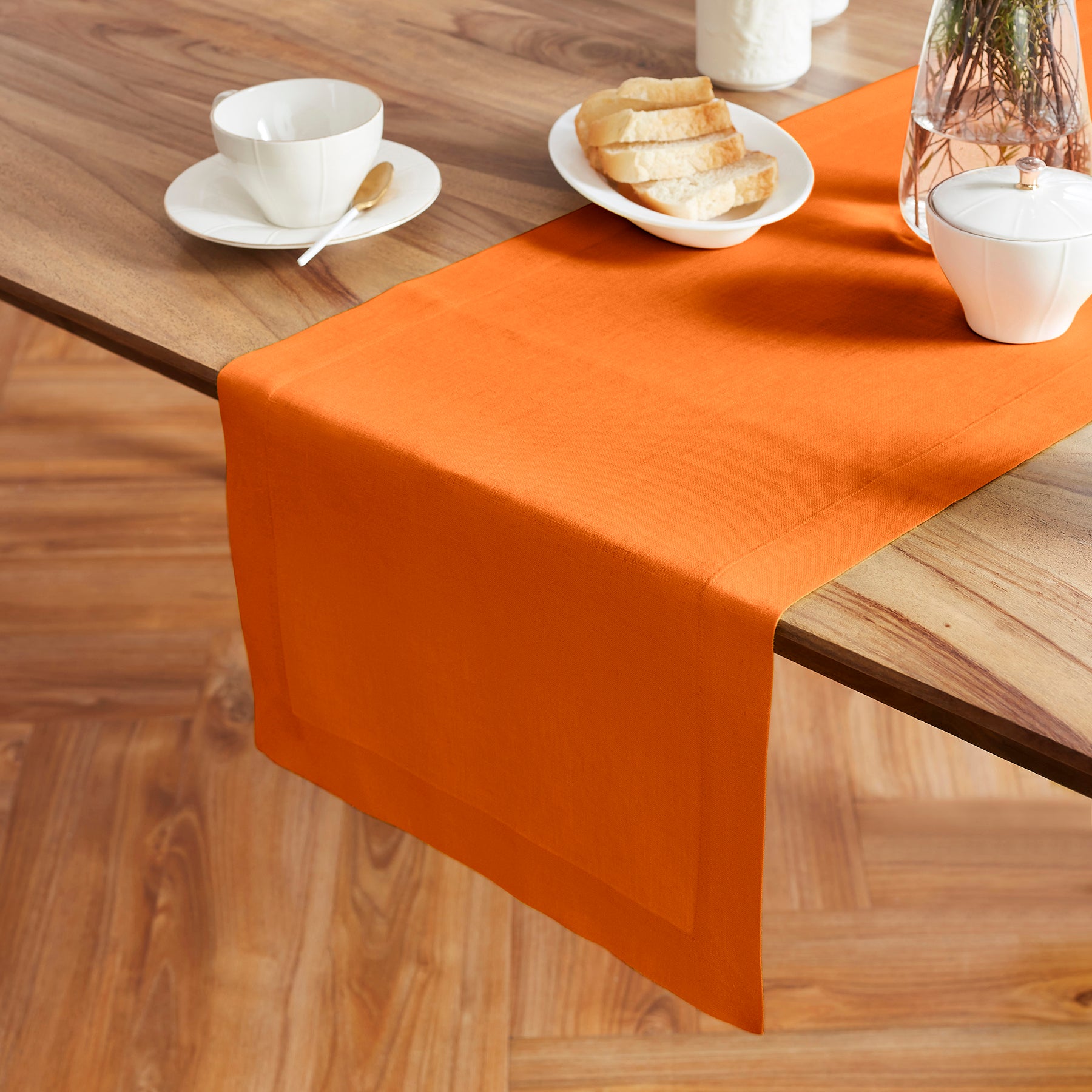 Elegant Sonoma Table Runner - Premium Cotton Decorative Table Cover for Dining & Home Decor - Perfect for Holidays, Weddings & Special Occasions