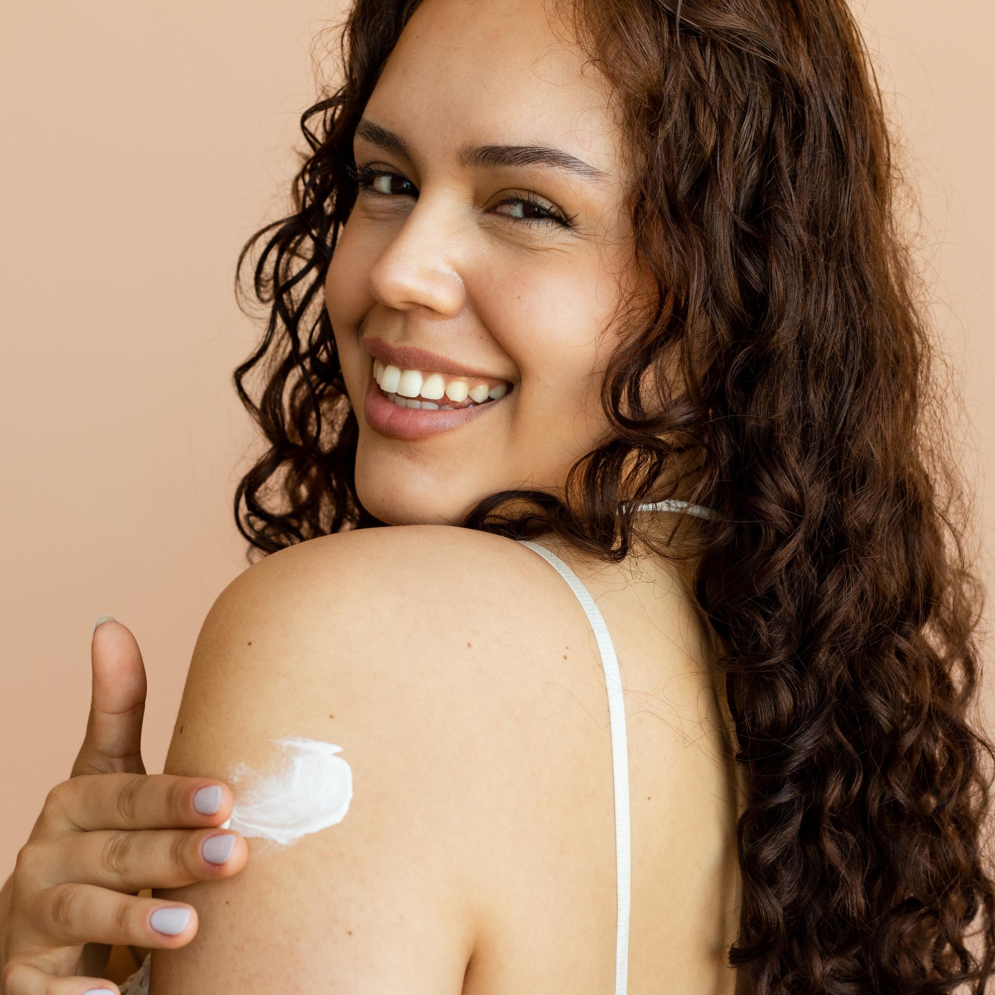 Hydrating Peach & Melon Body Lotion for Dry Skin - Nourishing Moisturizer with Natural Extracts | Perfect for Daily Use, After Shower & Winter Care