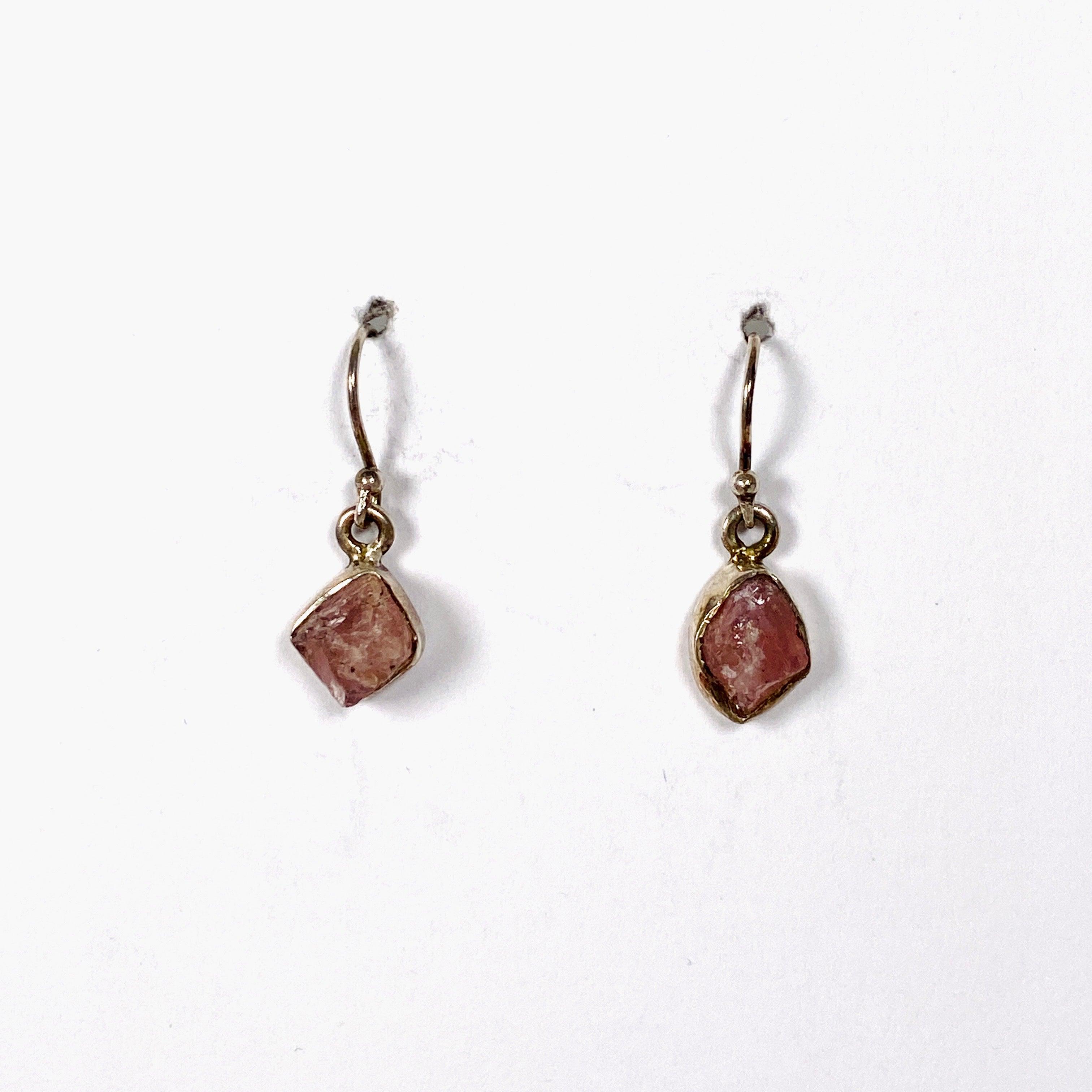Natural Rose Quartz Raw Stone Earrings E2359 RQ - Healing Crystal Jewelry for Meditation, Yoga & Spiritual Gifts