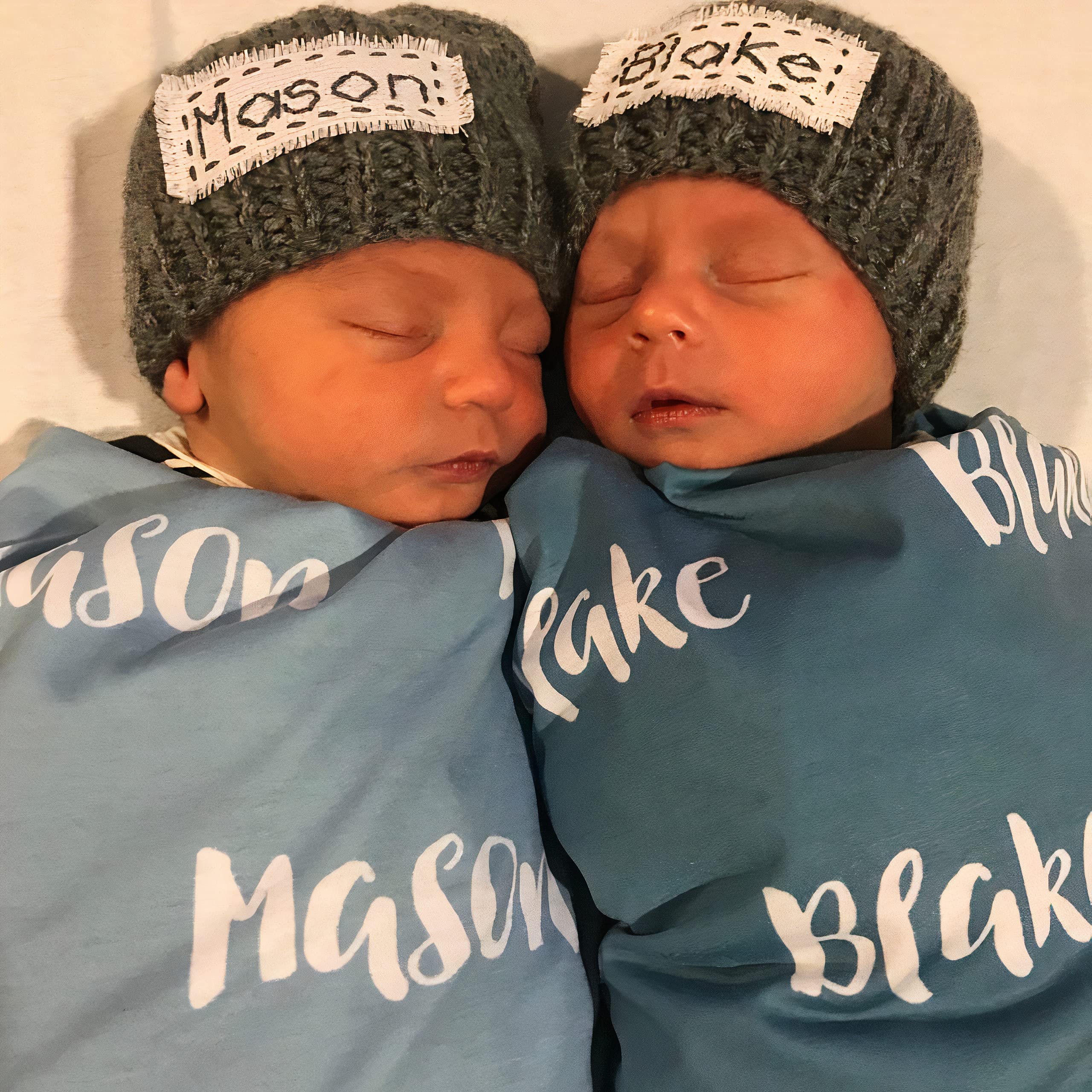 Personalized Baby Blanket with Name - Custom Soft Swaddle Blanket for Boys & Girls - Perfect Baby Shower, Birthday & Christmas Gift from Daddy - Ideal for Nursery, Swaddling & Keepsake Memories