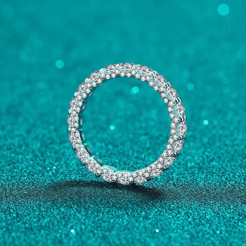 2.5ct D Color Moissanite Engagement Ring for Women - GRA Certified 925 Sterling Silver Plated 18K White Gold Wedding Band - Perfect for Proposals, Anniversaries & Bridal Jewelry