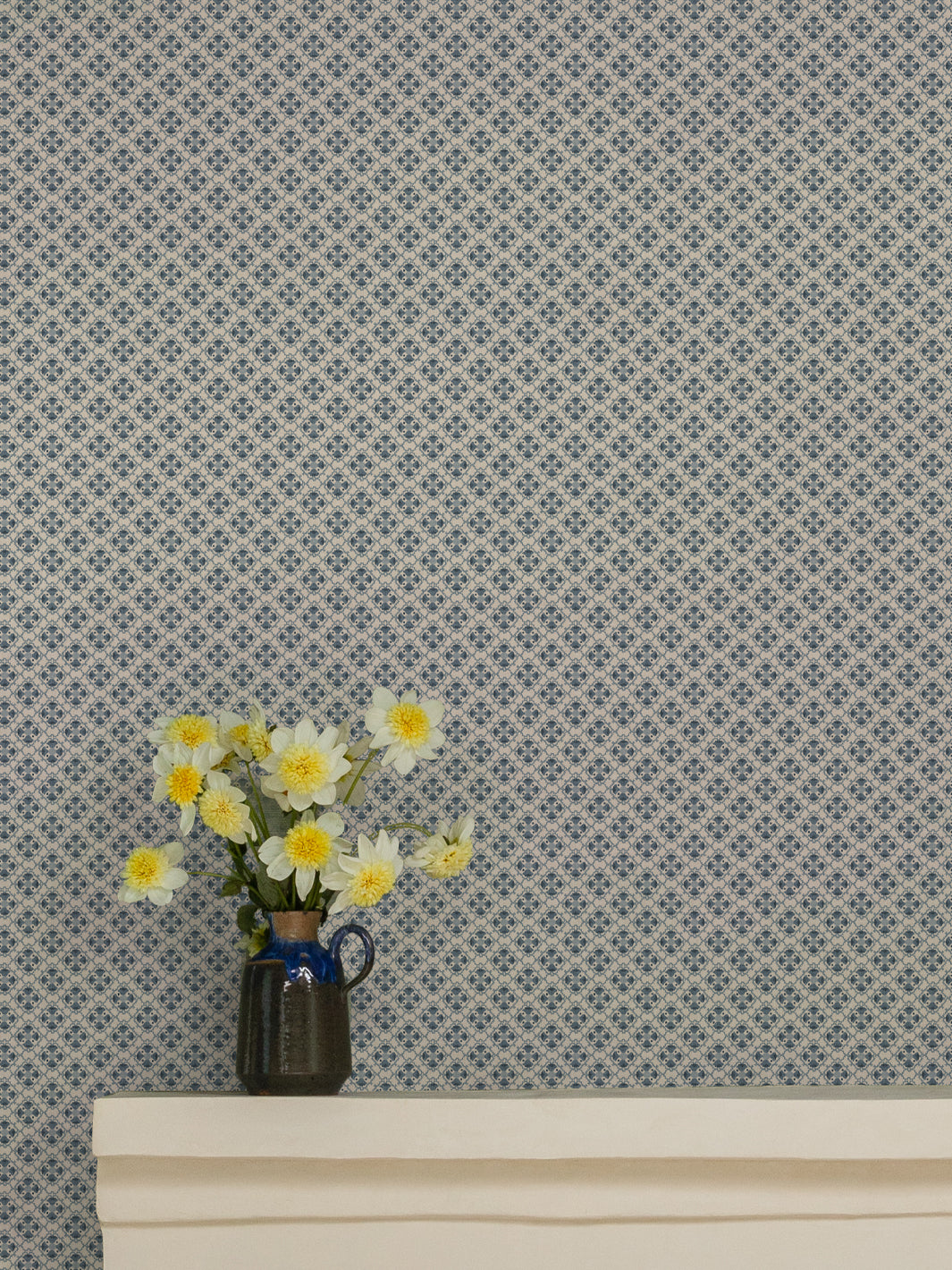 Nathan Turner Blue 'Medallion All Over' Wallpaper - Perfect for Living Room, Bedroom & Home Decor