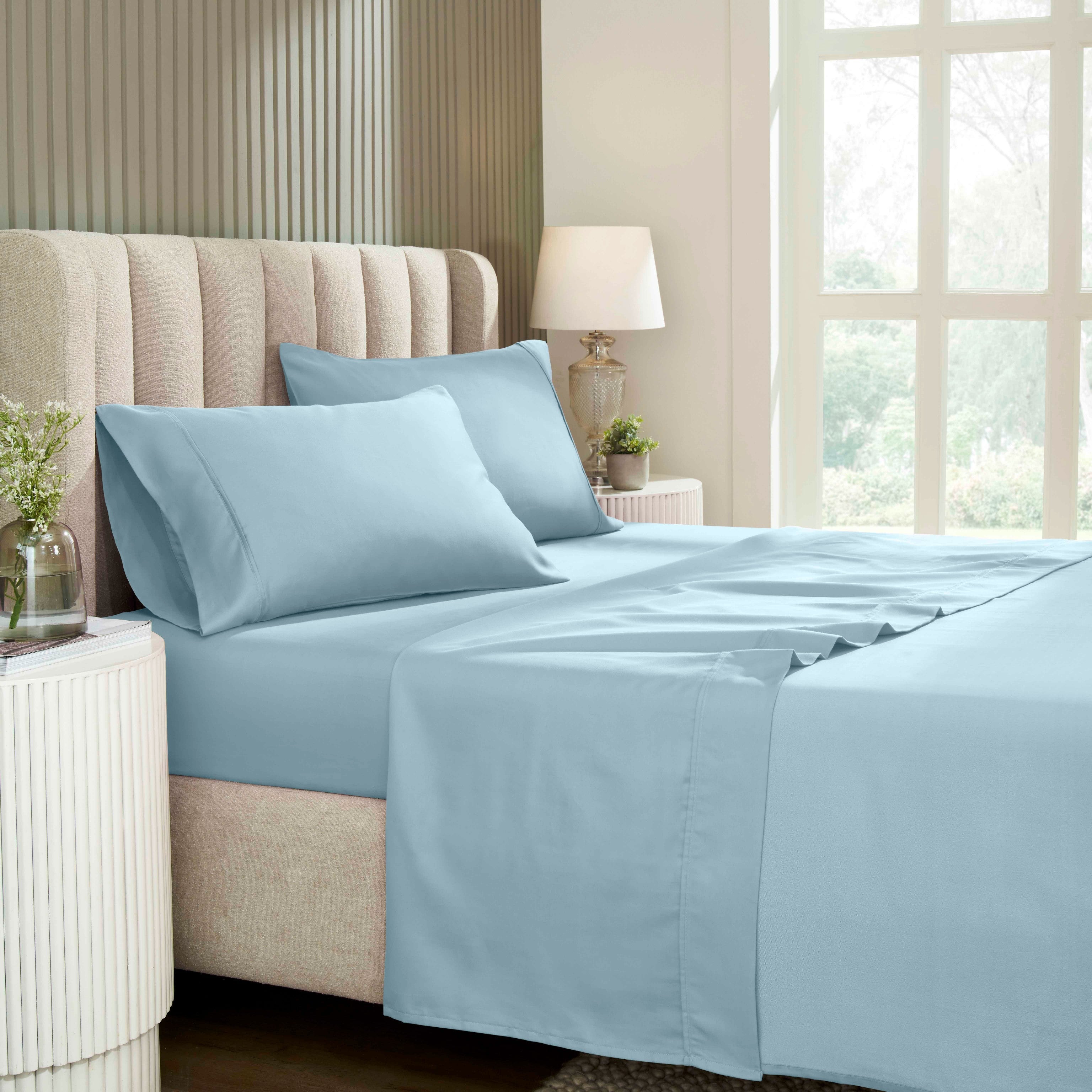 1200 Thread Count Cotton Rich Solid Deep Pocket Bed Sheet Set - Queen Size, Ultra Soft & Breathable - Perfect for Luxury Hotels, Guest Rooms & Master Bedrooms