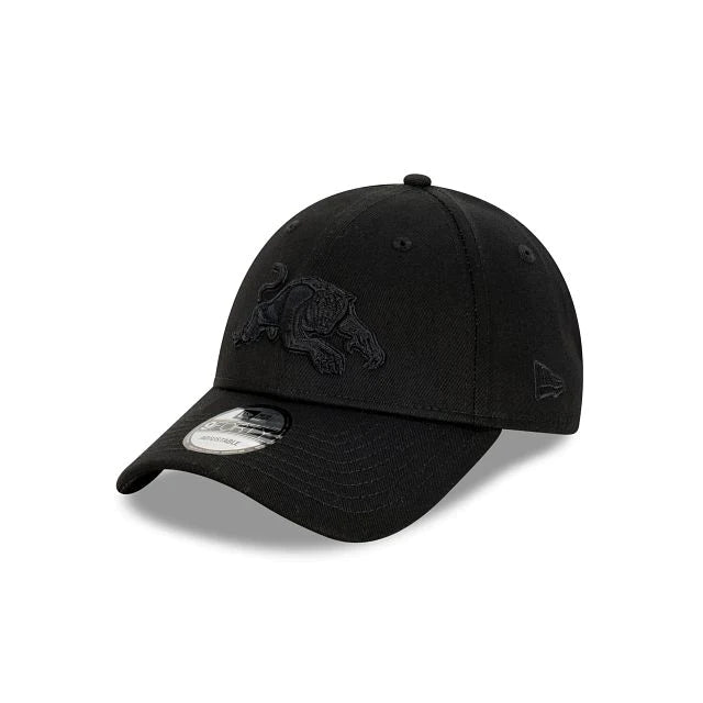 New Era 940 Penrith Panthers Black on Black Snapback Hat - Official NFL Licensed Cap for Men & Women - Perfect for Sports Games, Streetwear Fashion & Casual Outfits