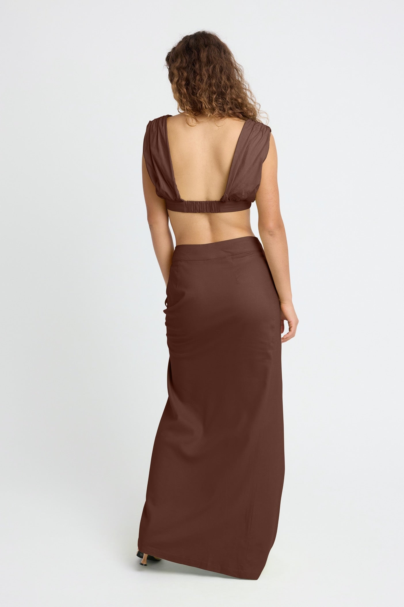 Piper Linen Top in Chocolate Brown | Women's Casual Blouse | Perfect for Summer Outfits & Beach Vacations