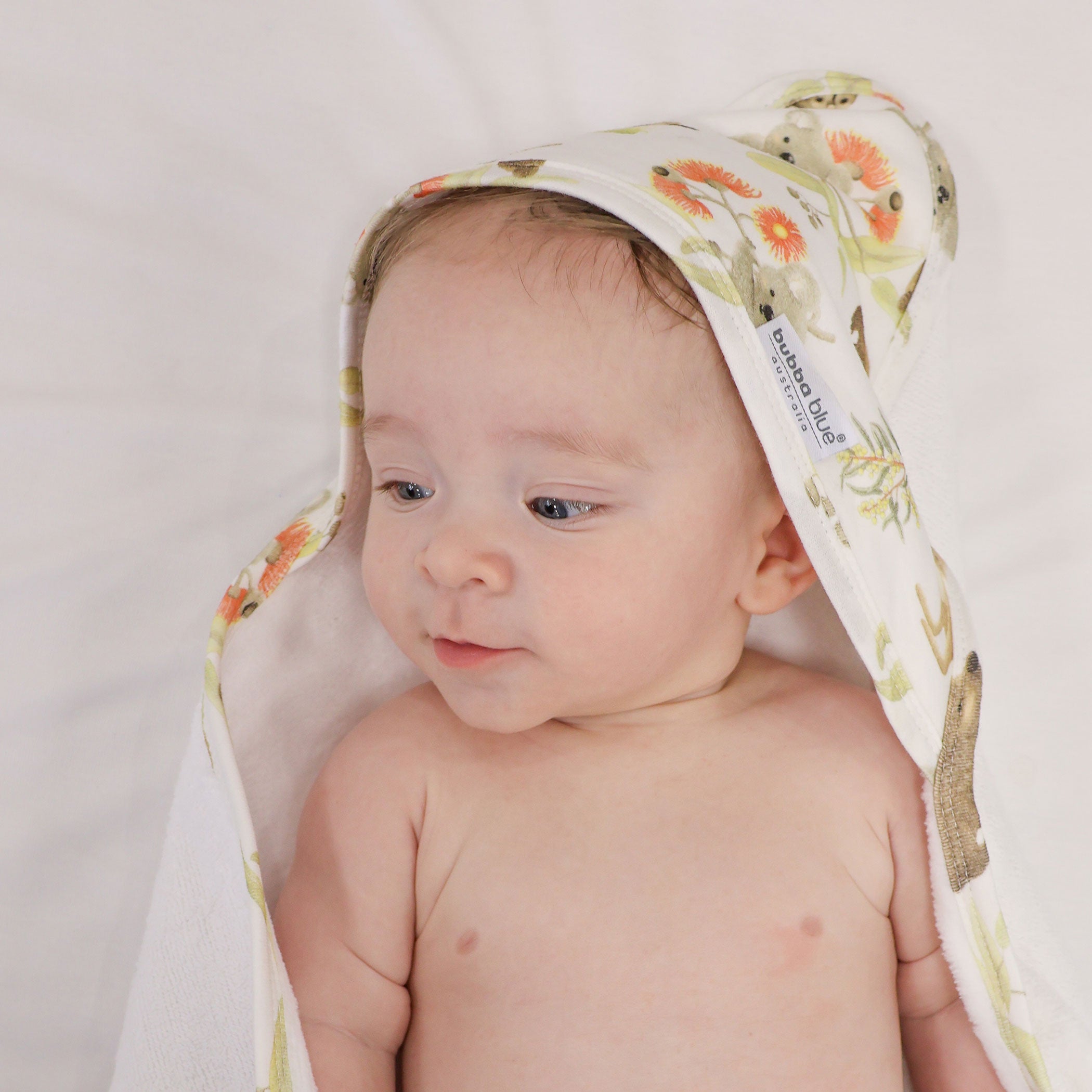 Aussie Animals Hooded Towel for Kids - Soft & Absorbent Baby Bath Towel with Kangaroo & Koala Design - Perfect for Bath Time, Swimming & Beach Outings