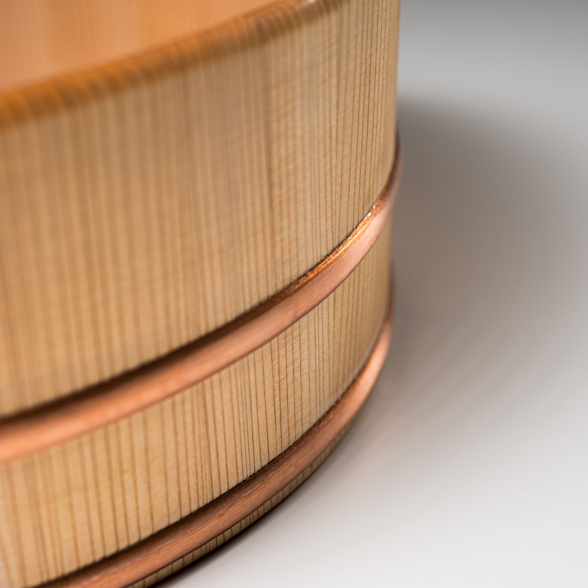 Premium Japanese Sawara Wooden Wash Bowl - Traditional Bath Bucket for Spa, Bathroom & Zen Relaxation | Perfect for Hot Water Soaking, Foot Bath & Home Decor
