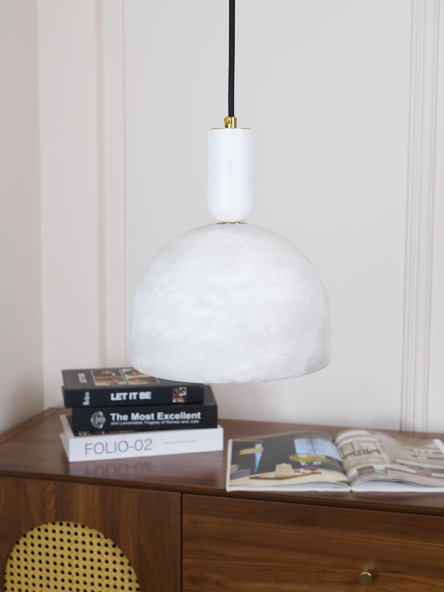 Blair Alabaster Pendant Light - Modern Glass Ceiling Lamp with Gold Finish for Dining Room, Kitchen Island & Bedroom Lighting