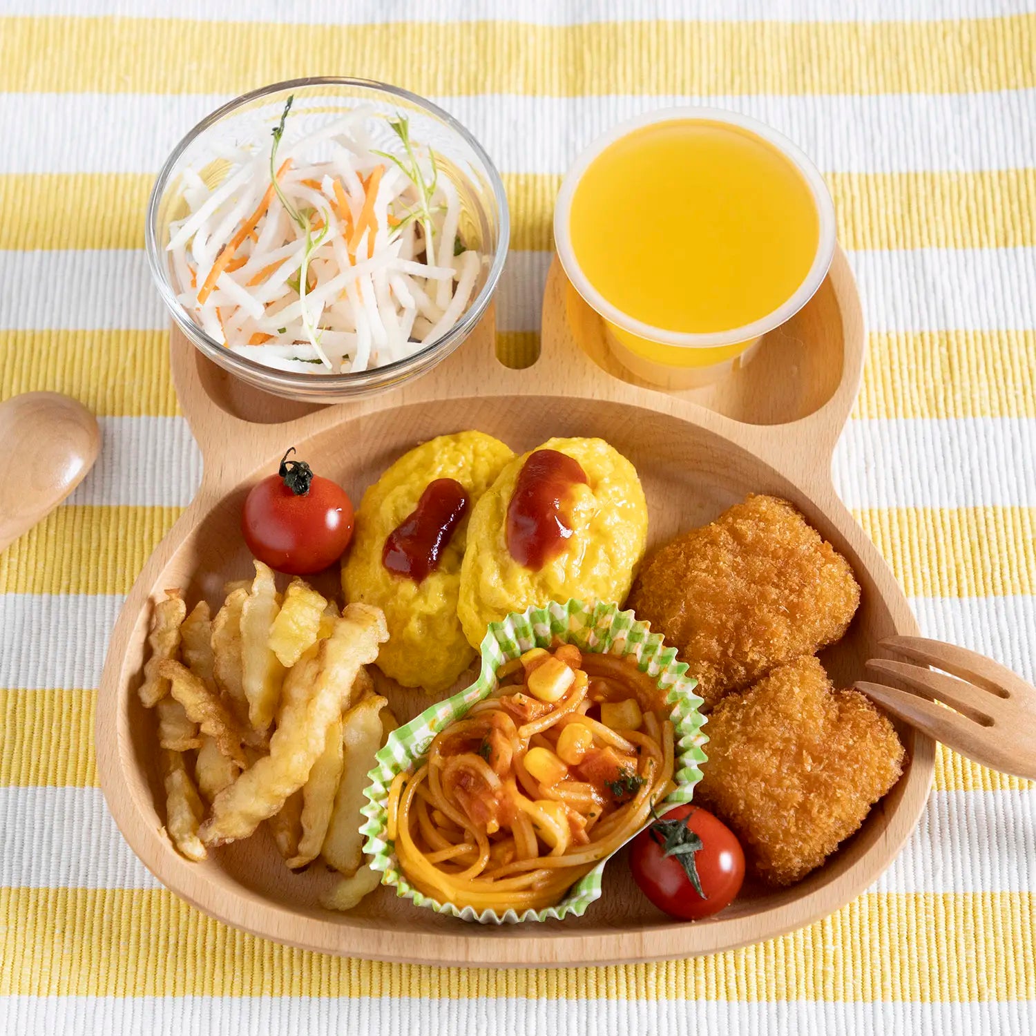 Marujyu Beechwood Kids Plate with Rabbit Design - Eco-Friendly, Durable Wooden Dish for Toddlers - Perfect for Mealtime, Snacks, and Party Use