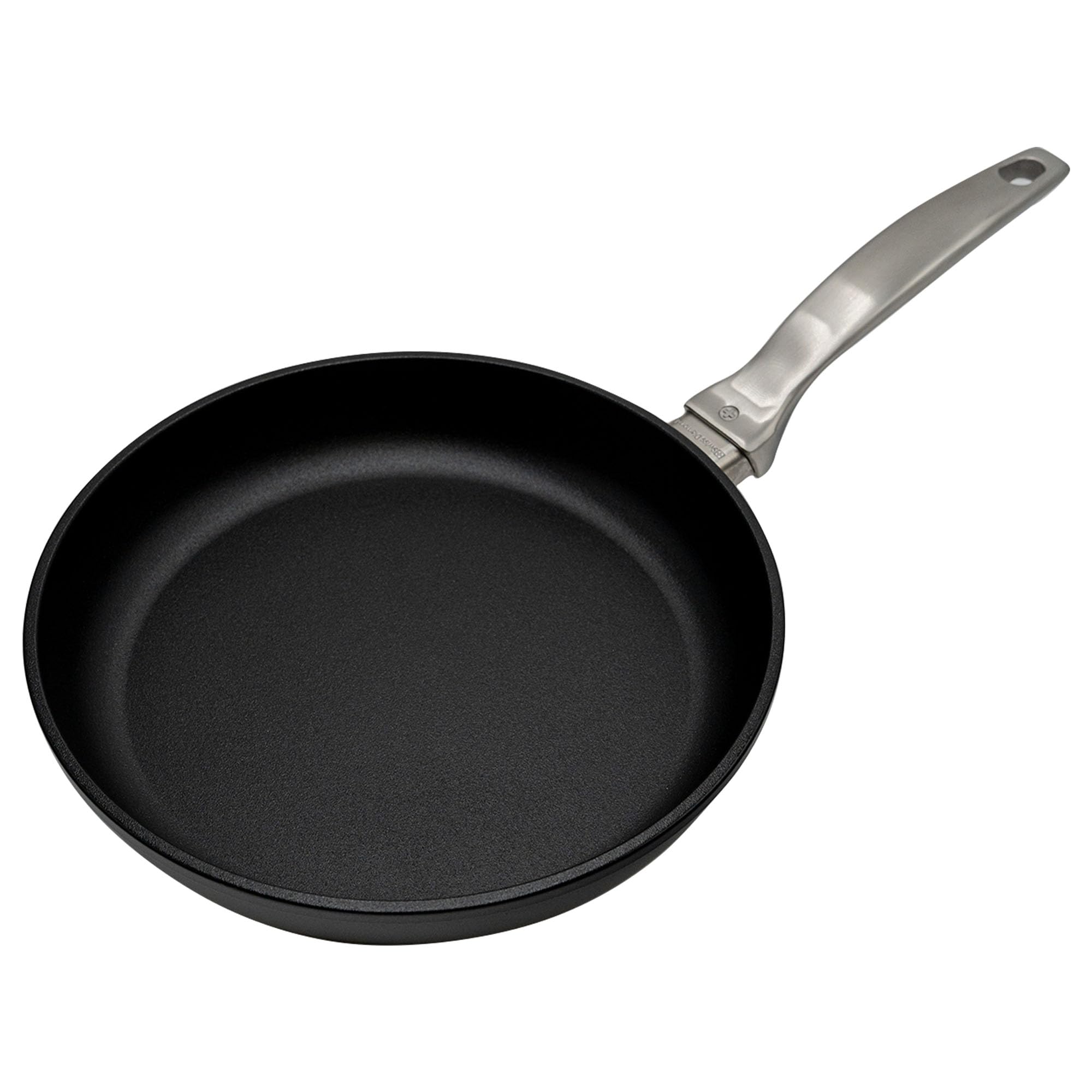 Swiss Diamond 9.5 Inch Nonstick Frying Pan - Diamond Coated Aluminum Skillet with Stainless Steel Handle | Dishwasher & Oven Safe | Perfect for Sautéing, Frying & Cooking Eggs | Professional Kitchen & Home Use