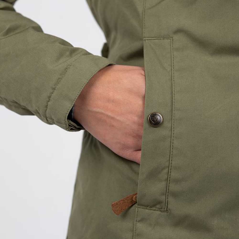 Fjallraven Kiruna Padded Parka - Waterproof Winter Jacket for Men & Women, Insulated Green Coat for Outdoor Activities (Size L) | Perfect for Hiking, Camping & Cold Weather Adventures