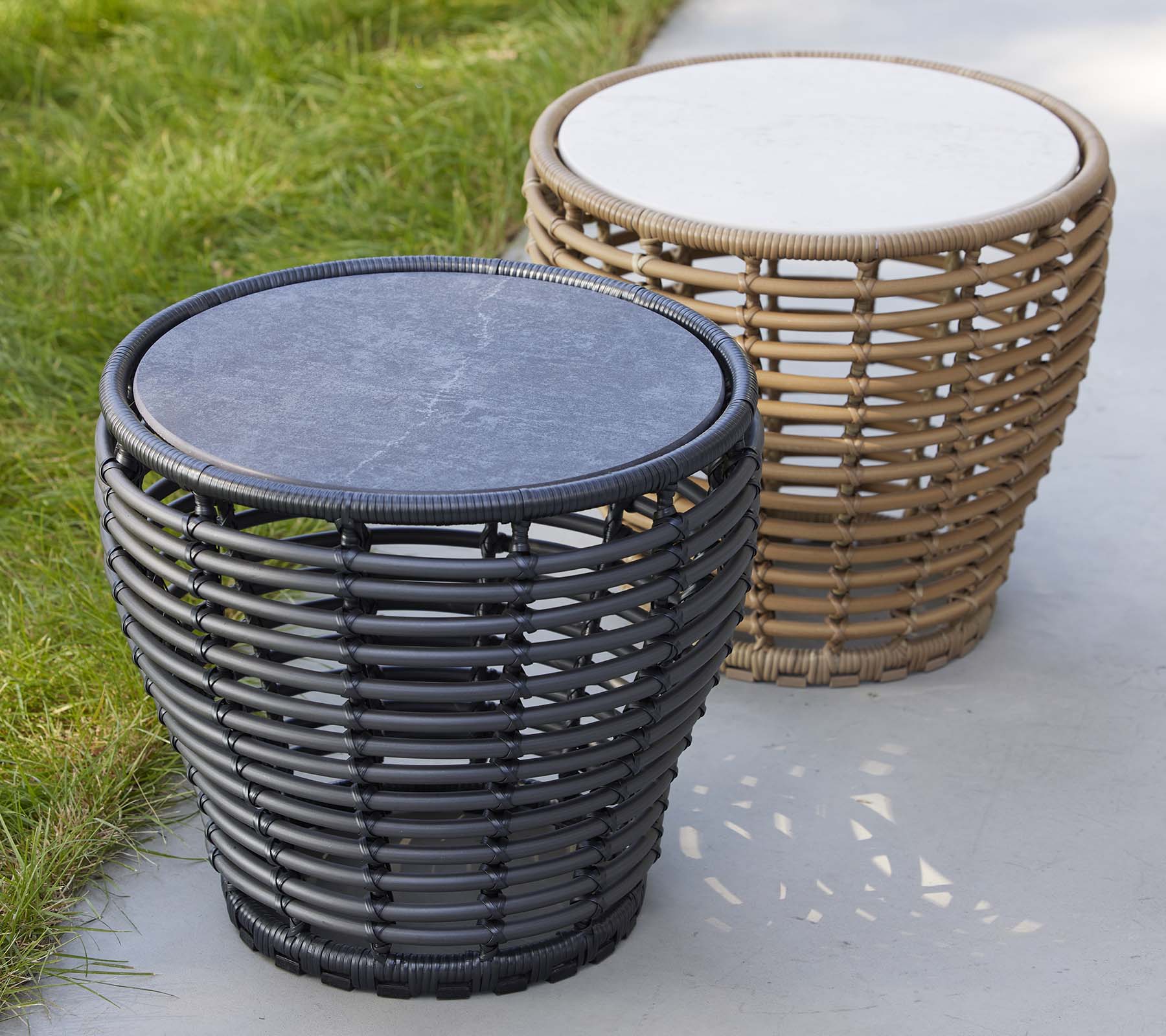 Modern Round Wicker Basket Coffee Table - Small Side Table for Living Room, Bedroom, or Patio - Perfect for Cozy Home Decor and Extra Storage Space