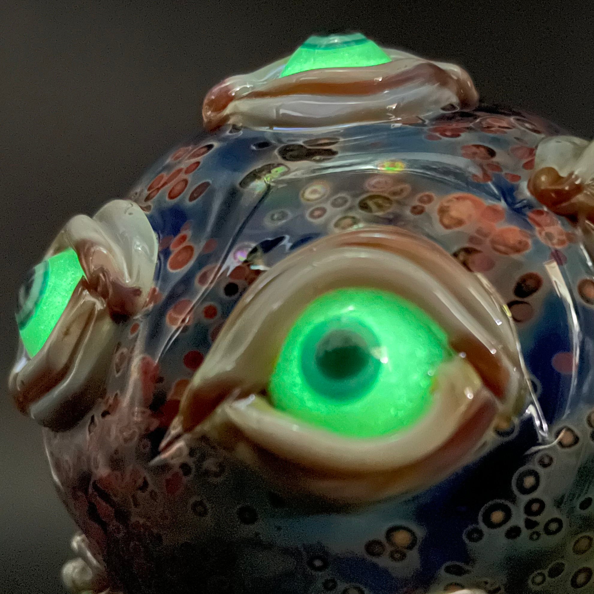 All-Seeing Argus Ornament - Greek Mythology Home Decor, Unique Gift for Collectors & History Lovers - Perfect for Bookshelves, Office Desks & Holiday Decorations