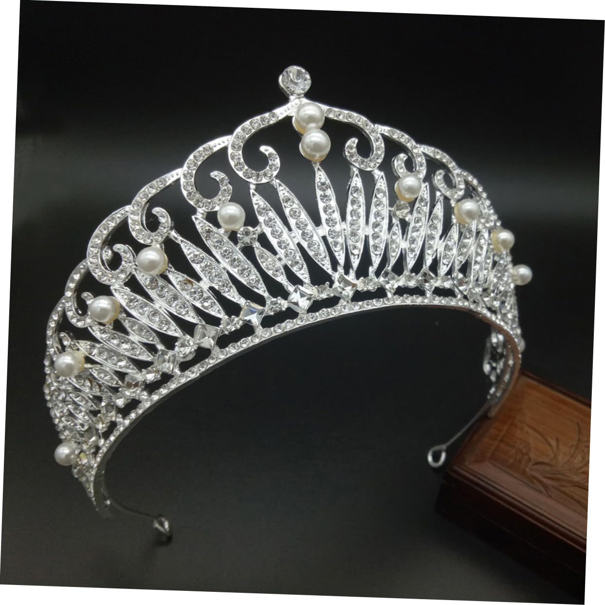Minkissy Silver Pearl Rhinestone Tiara for Women - Elegant Bridal Wedding Headpiece with Pearls, Hair Accessories for Bride, Halloween & Special Occasions - Perfect for Weddings, Prom, Parties & Costume Events