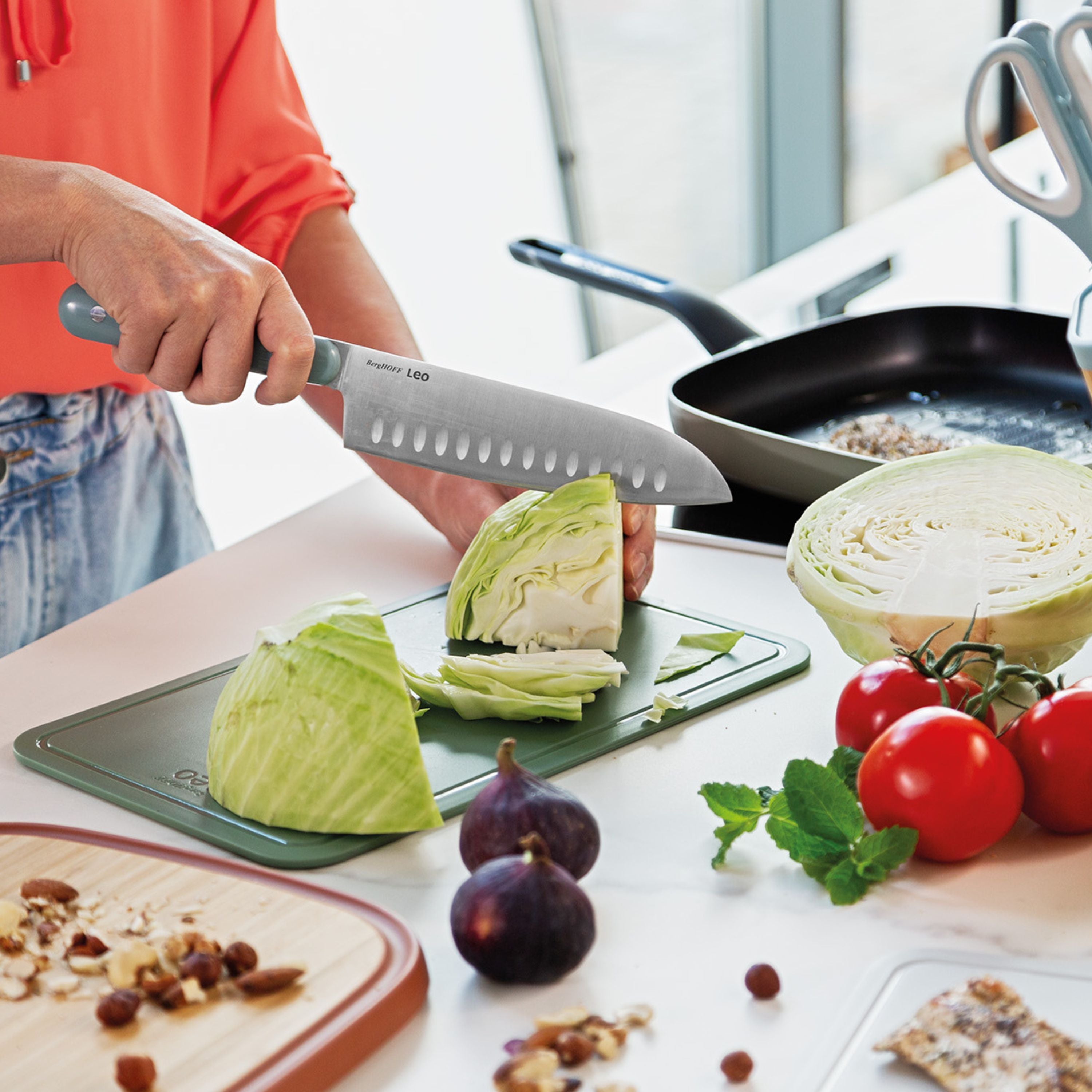 BergHOFF Leo Slate Santoku Knife 7 Inch - Premium Stainless Steel Kitchen Knife for Slicing, Dicing & Chopping - Perfect for Vegetables, Meat & Fish - Ergonomic Handle for Comfortable Cooking