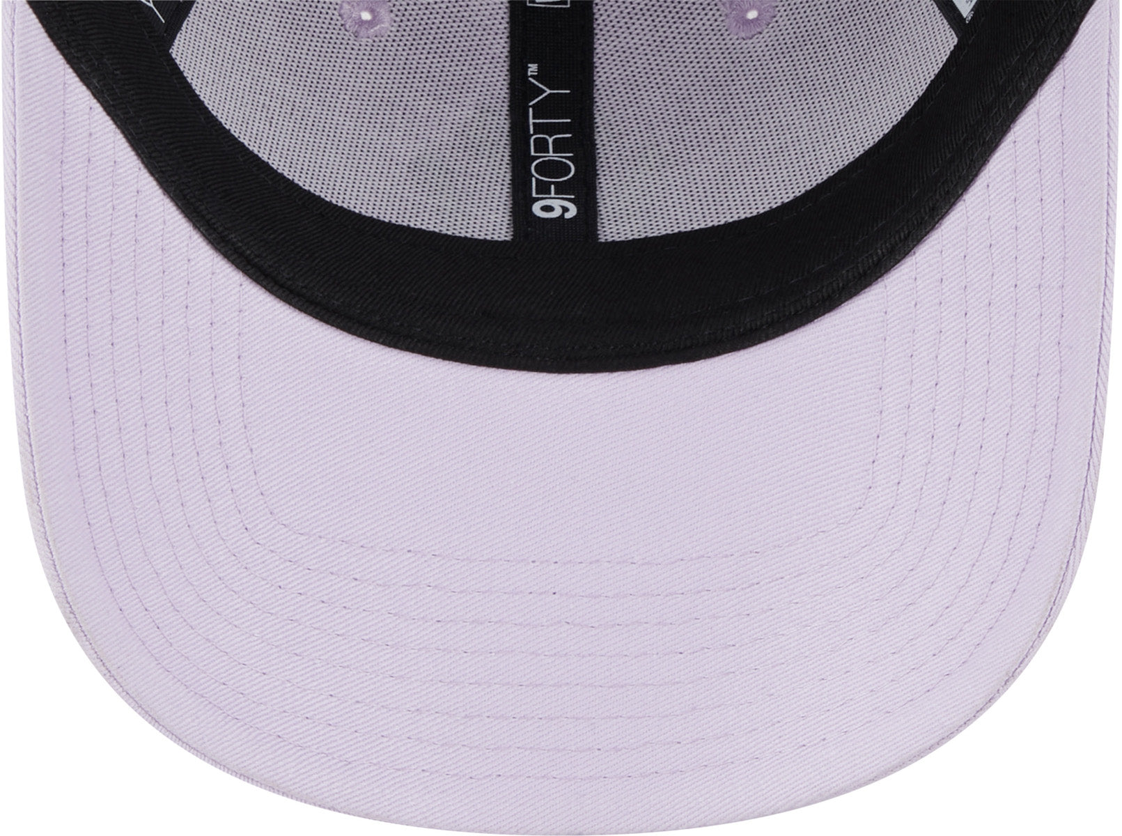 New York Yankees Women's New Era 9Forty League Essential Lilac Adjustable Baseball Cap - Perfect for Game Day, Casual Wear & Sports Fans