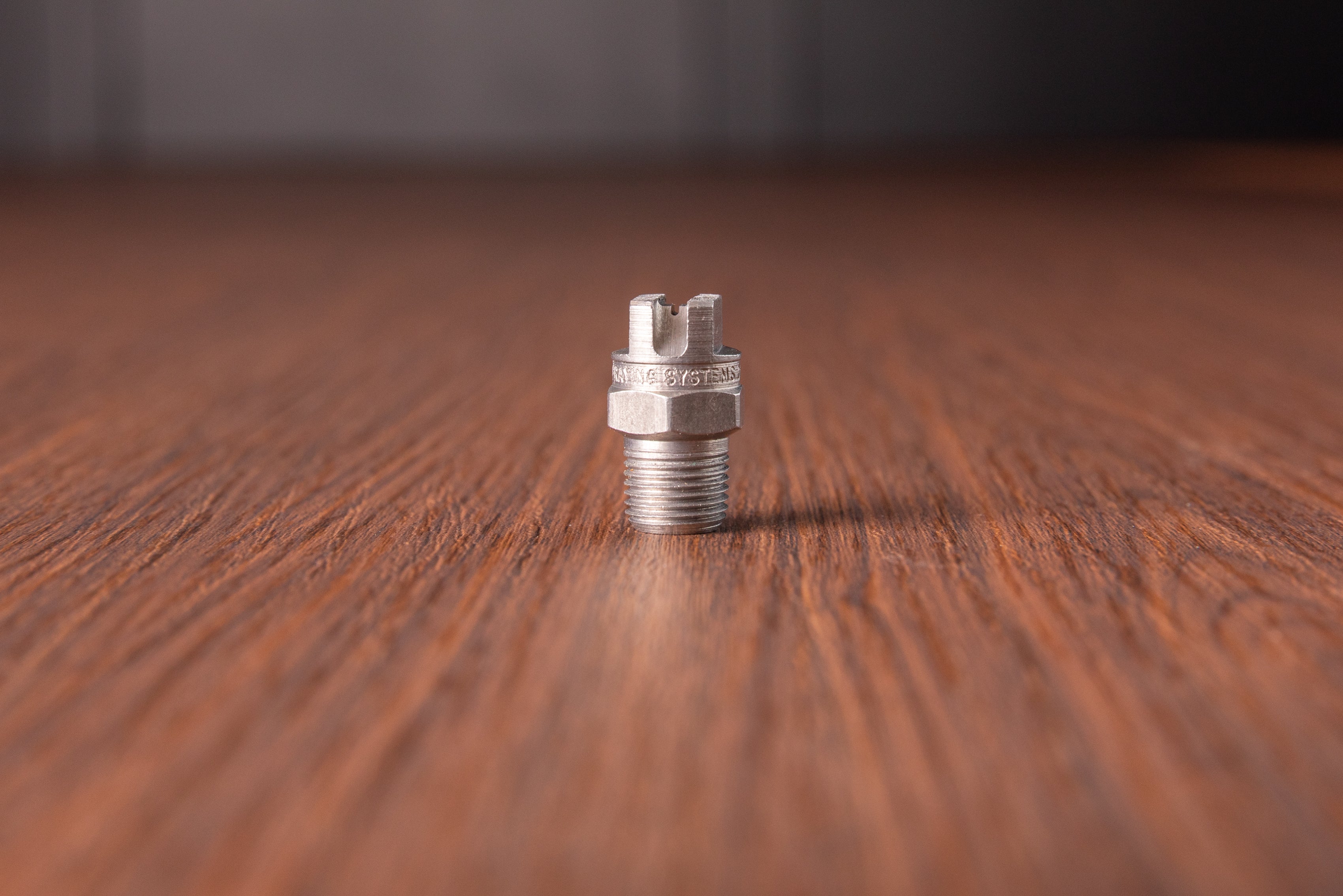High-Pressure Nozzle Tips for Undercarriage Cleaning and Surface Cleaner - Perfect for Car Wash, Driveway Cleaning, and Industrial Equipment Maintenance