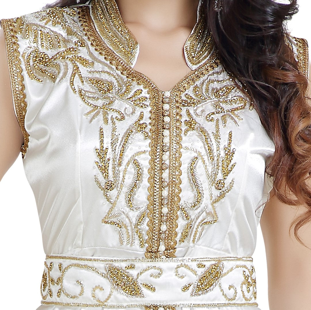 Elegant Embroidered Abaya Jellabiya Kaftan Dress for Women - Modest Islamic Fashion for Prayer, Eid & Special Occasions