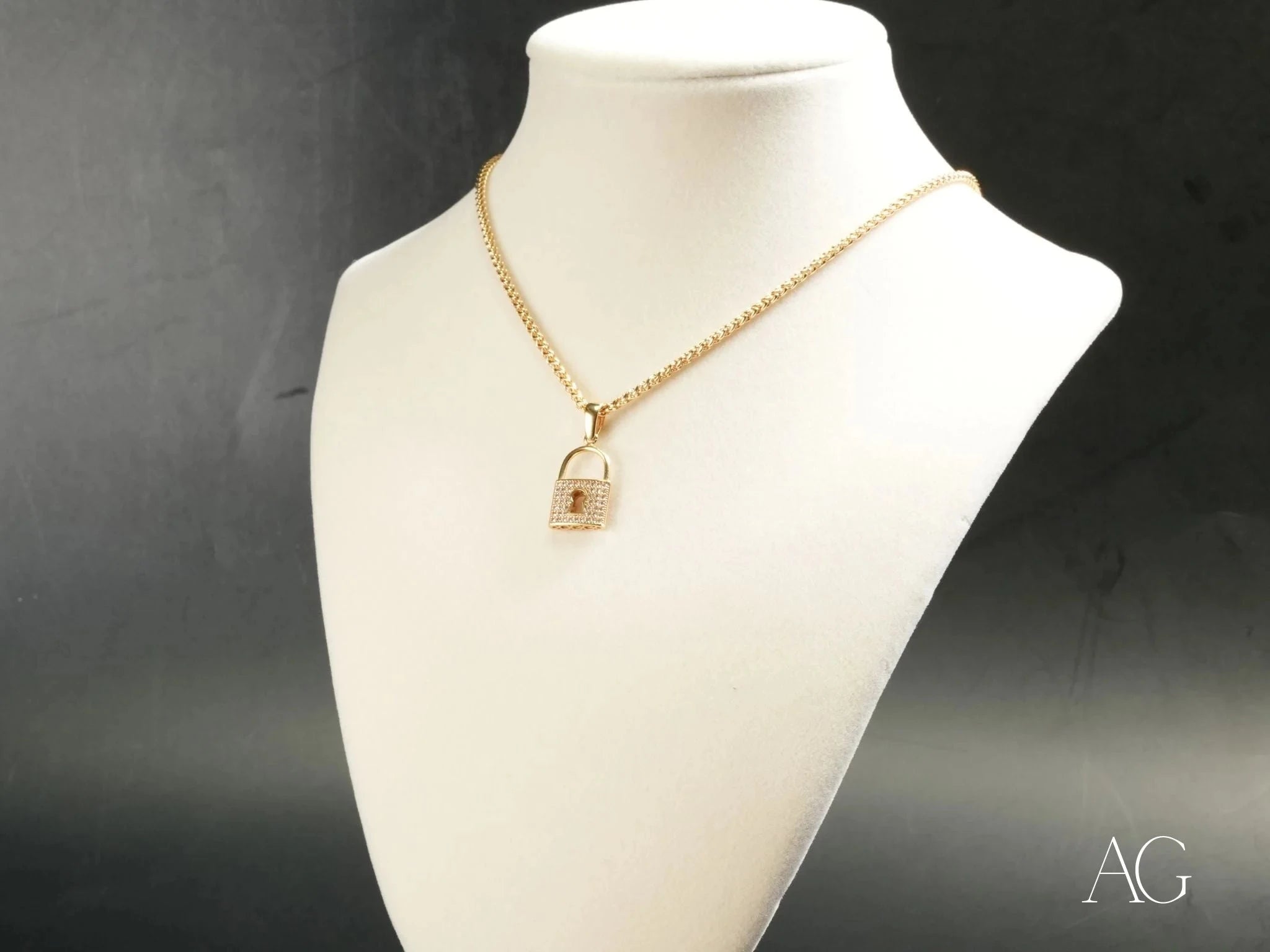 Golden Lock Pendant Necklace - Elegant Jewelry for Women, Men & Teens | Perfect for Gifts, Parties & Everyday Wear