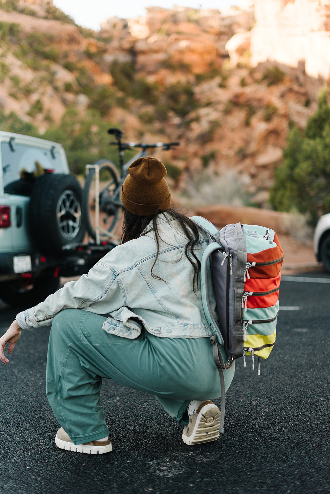 Sahara 30L Backpack - Lightweight Durable Hiking Backpack for Men & Women - Perfect for Outdoor Adventures, Camping, and Travel