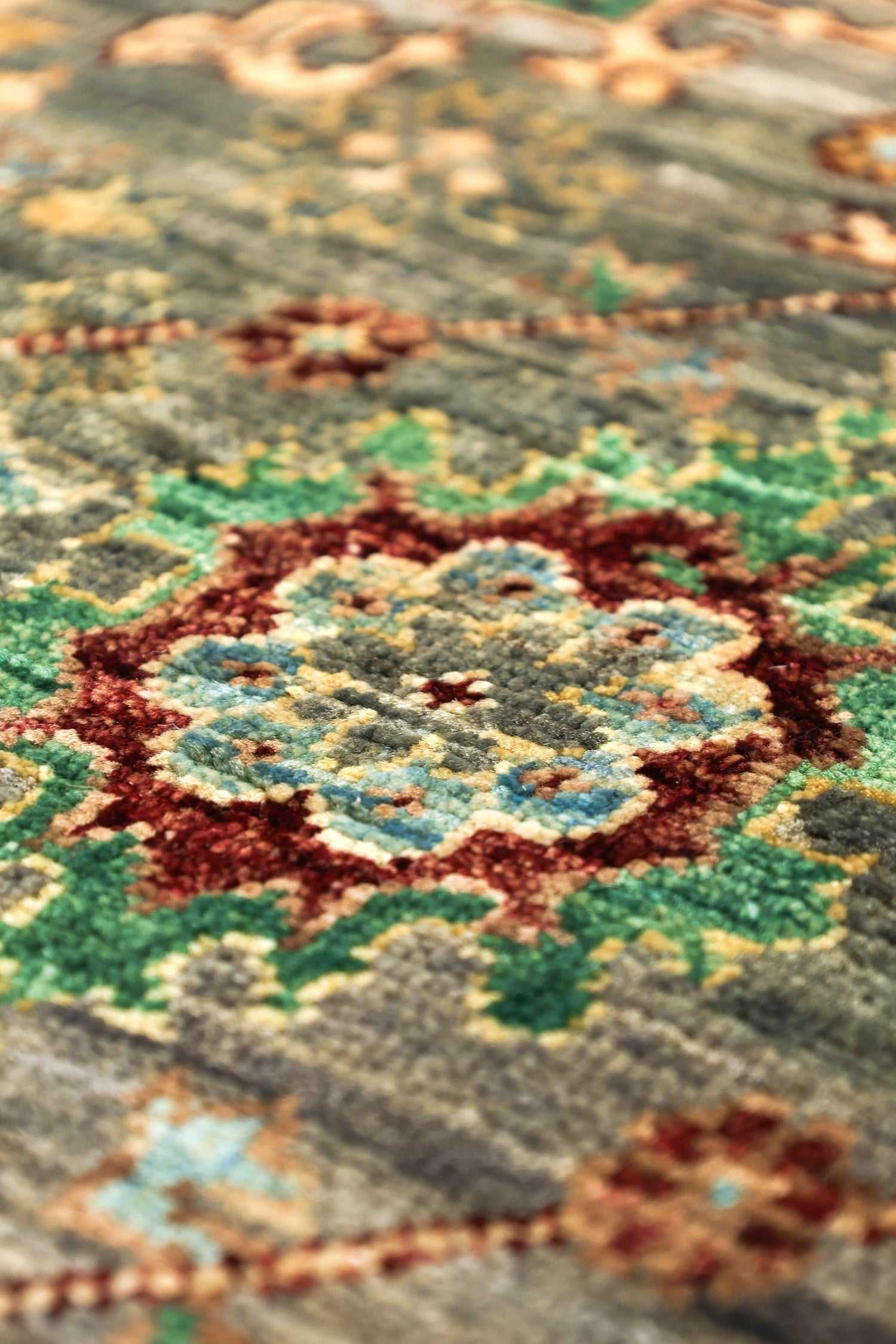 Amritsar Handwoven Traditional Rug - Authentic Indian Wool Carpet for Living Room, Bedroom & Home Decor | J78784