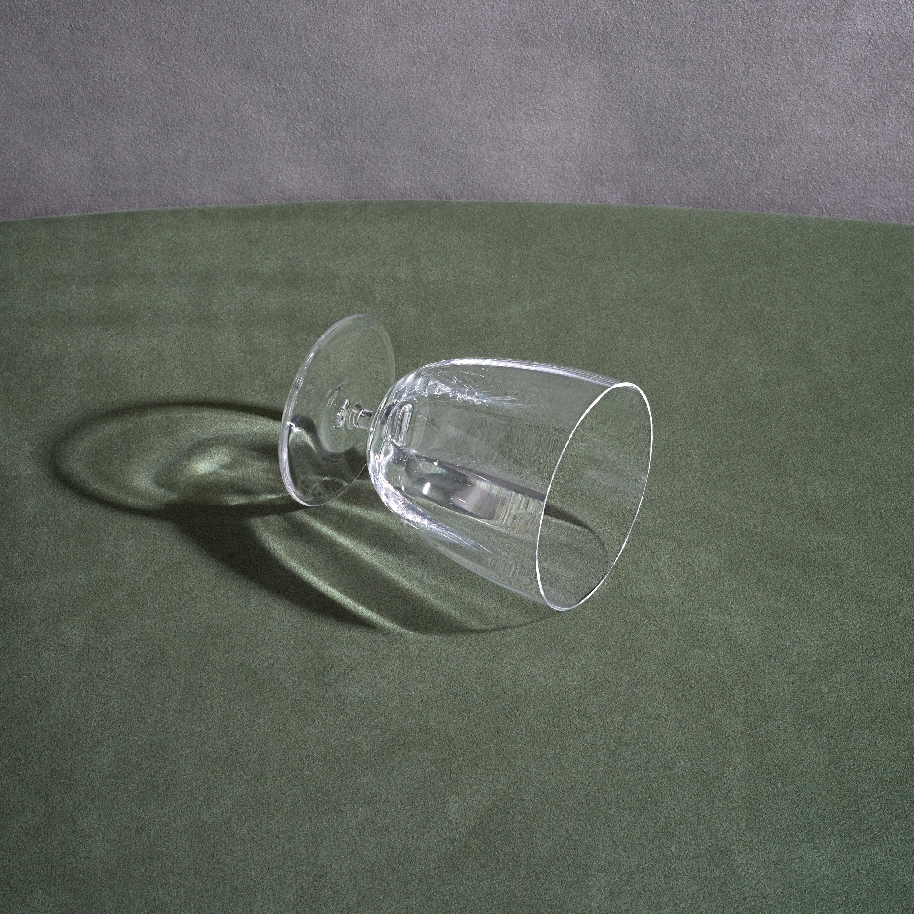 Premium Iris Water Glasses Set of 4 - Elegant Drinking Glasses for Water, Juice & Cocktails - Perfect for Dinner Parties, Home Decor & Gift Giving