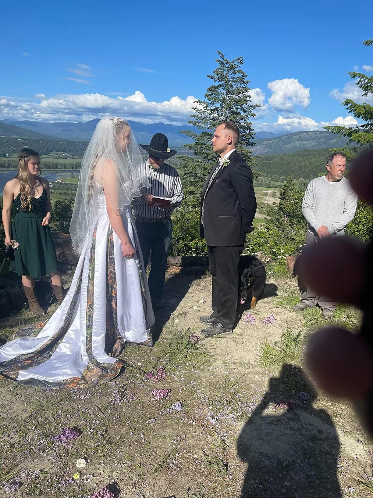 ZVOCY Women's Camouflage Wedding Dress - Satin Camo Long Formal Gown for Brides - Elegant White Wedding Gown for Outdoor, Military-Themed, and Unique Ceremonies