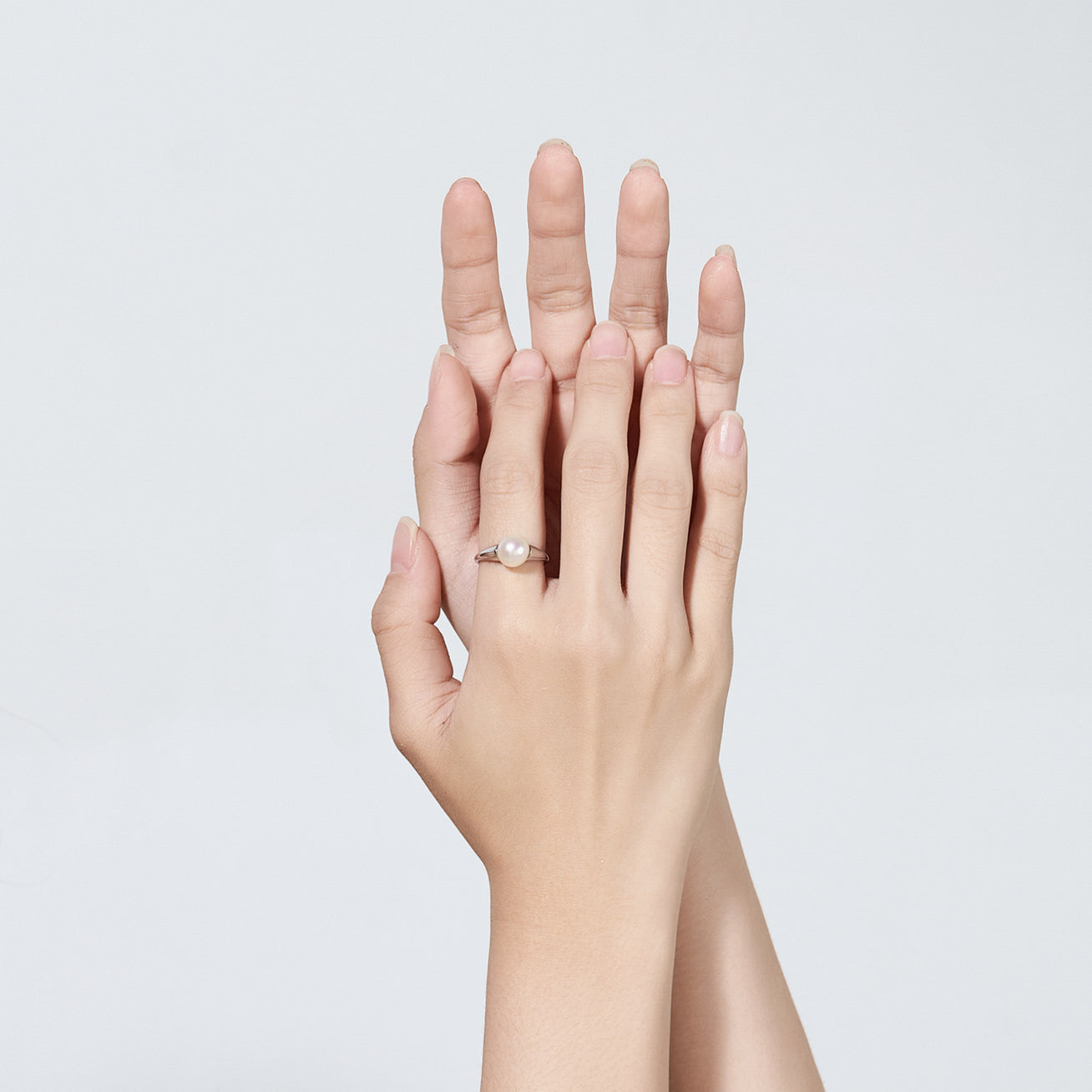18K Gold Freshwater Pearl Ring for Women - Elegant & Timeless Jewelry Gift (KR00030) | Perfect for Weddings, Anniversaries & Special Occasions