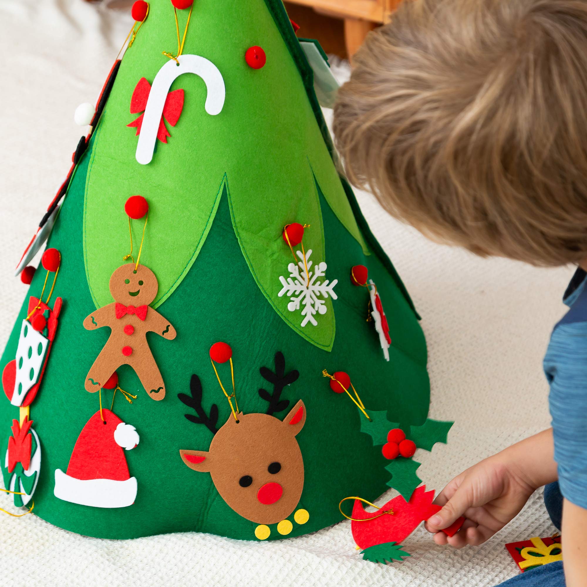 JOYIN 3D DIY Felt Wall Christmas Tree with 30 Hanging Ornaments - Fun Holiday Decor for Kids, Toddlers & Family - Perfect for Bedroom, Nursery & Classroom Christmas Decorations