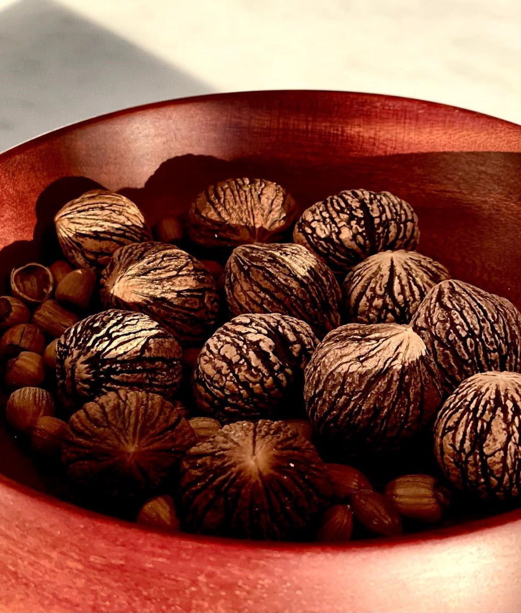 Premium Qantu Black Walnut 70% Dark Chocolate Bar - Limited Edition Gourmet Treat for Gifting, Desserts & Special Occasions